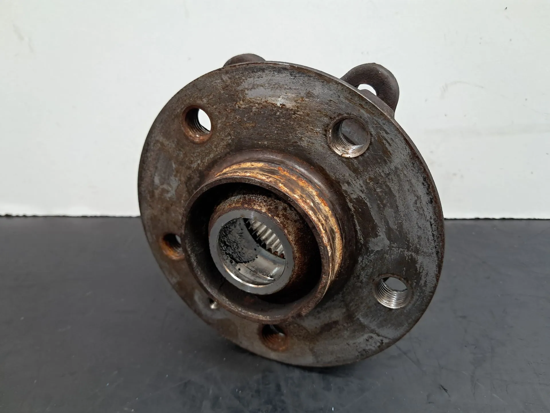 Moyeu de roue AUDI A4 (8K2, B8)
