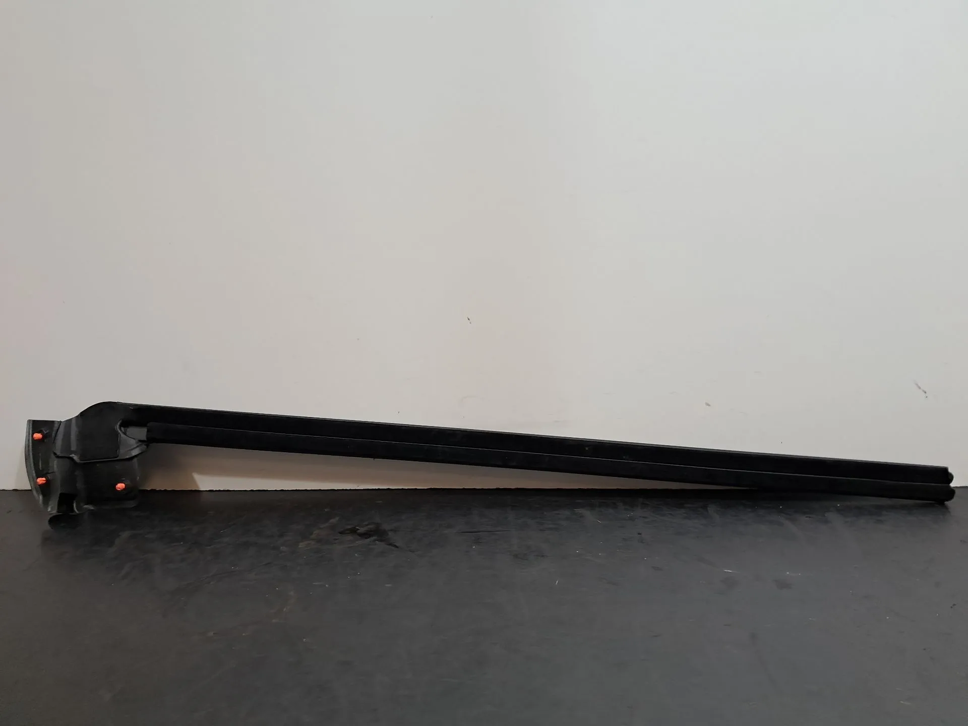 Raspador Vidrio de Puerta Delantera Derecha TESLA Model Y (5YJY) Imagem-6