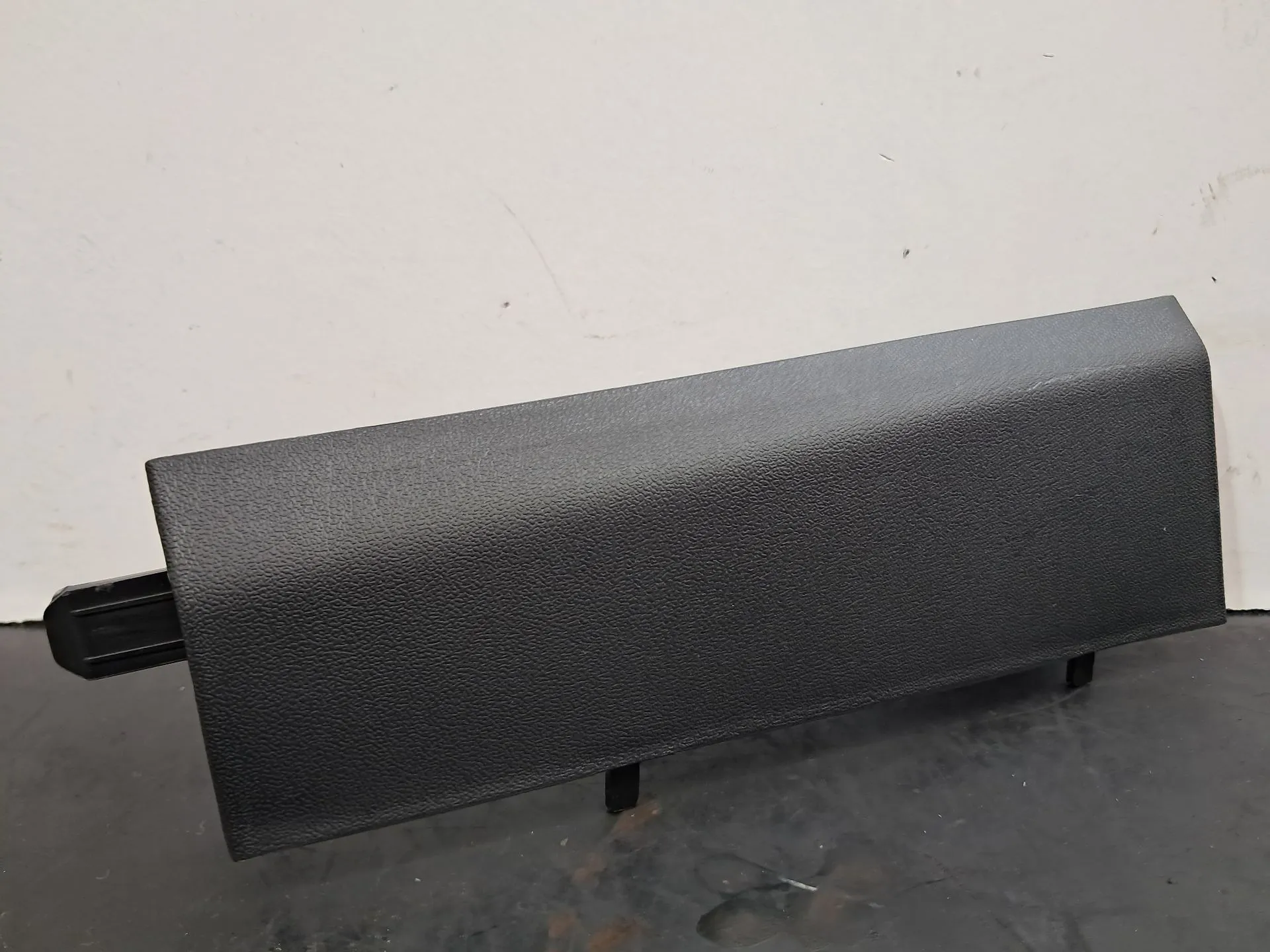 Rivestimenti montante A sinistro TESLA Model Y (5YJY)