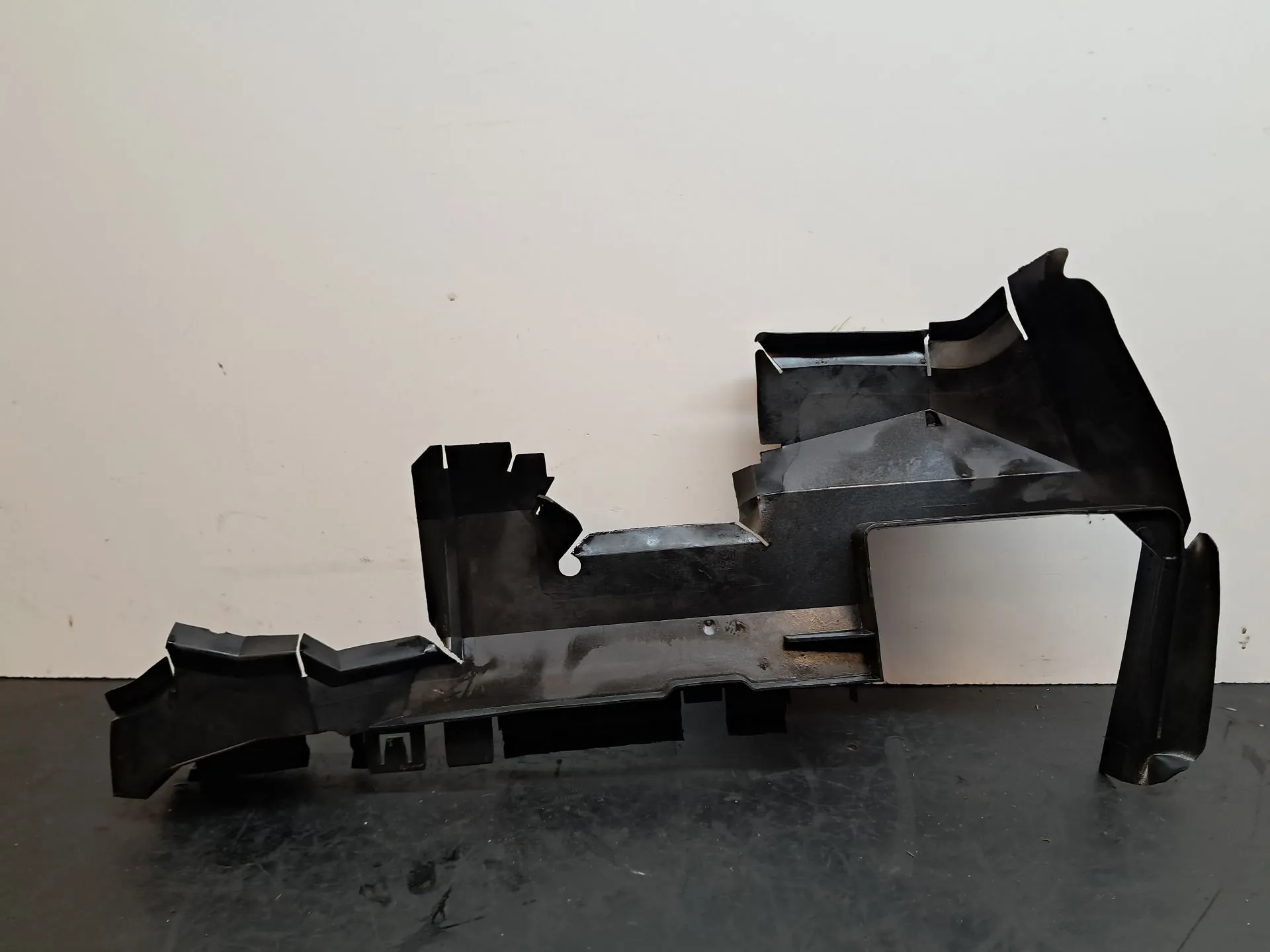 Plastica generica AUDI A4 (8K2, B8) Imagem-2