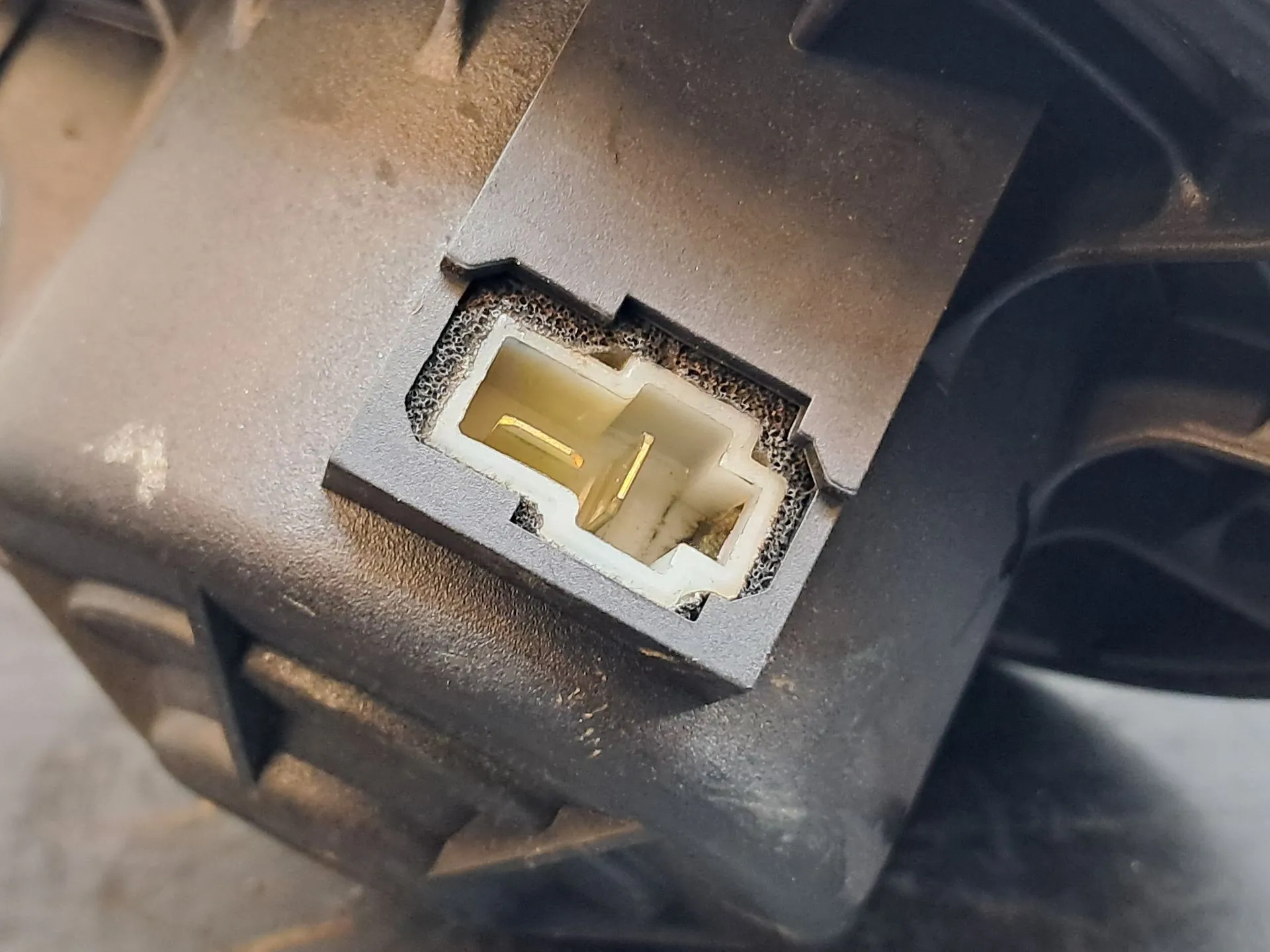Motor de calefacción HYUNDAI Getz (TB) Imagem-2