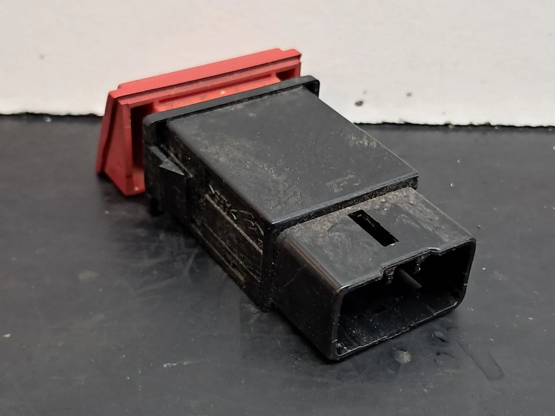 Botón / interruptor de 4 intermitentes HYUNDAI Getz (TB) Imagem-2