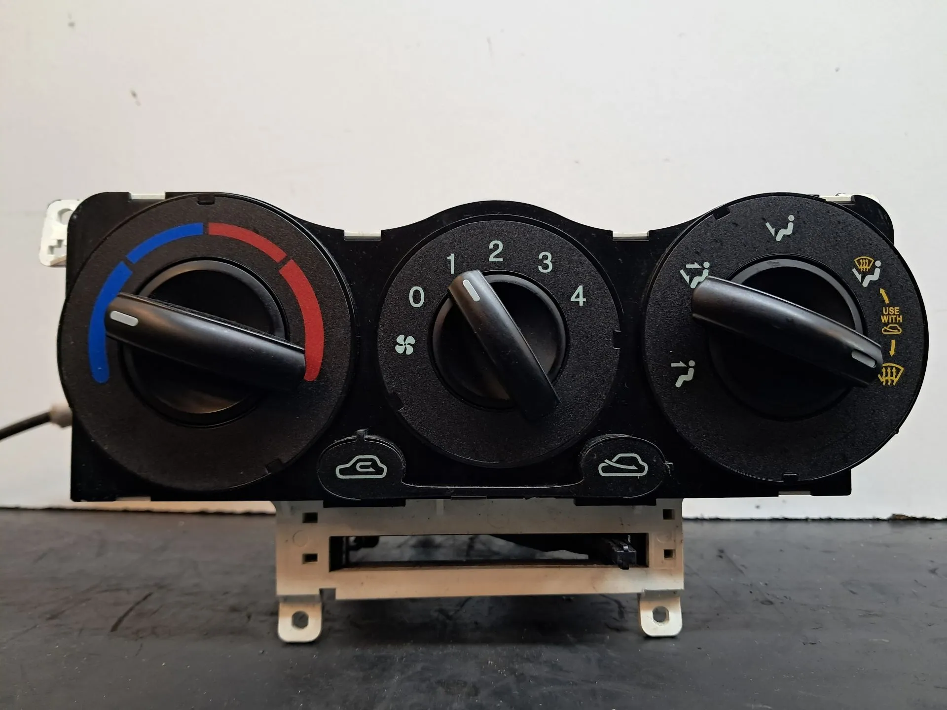 Commande chauffage HYUNDAI Getz (TB) Imagem-1