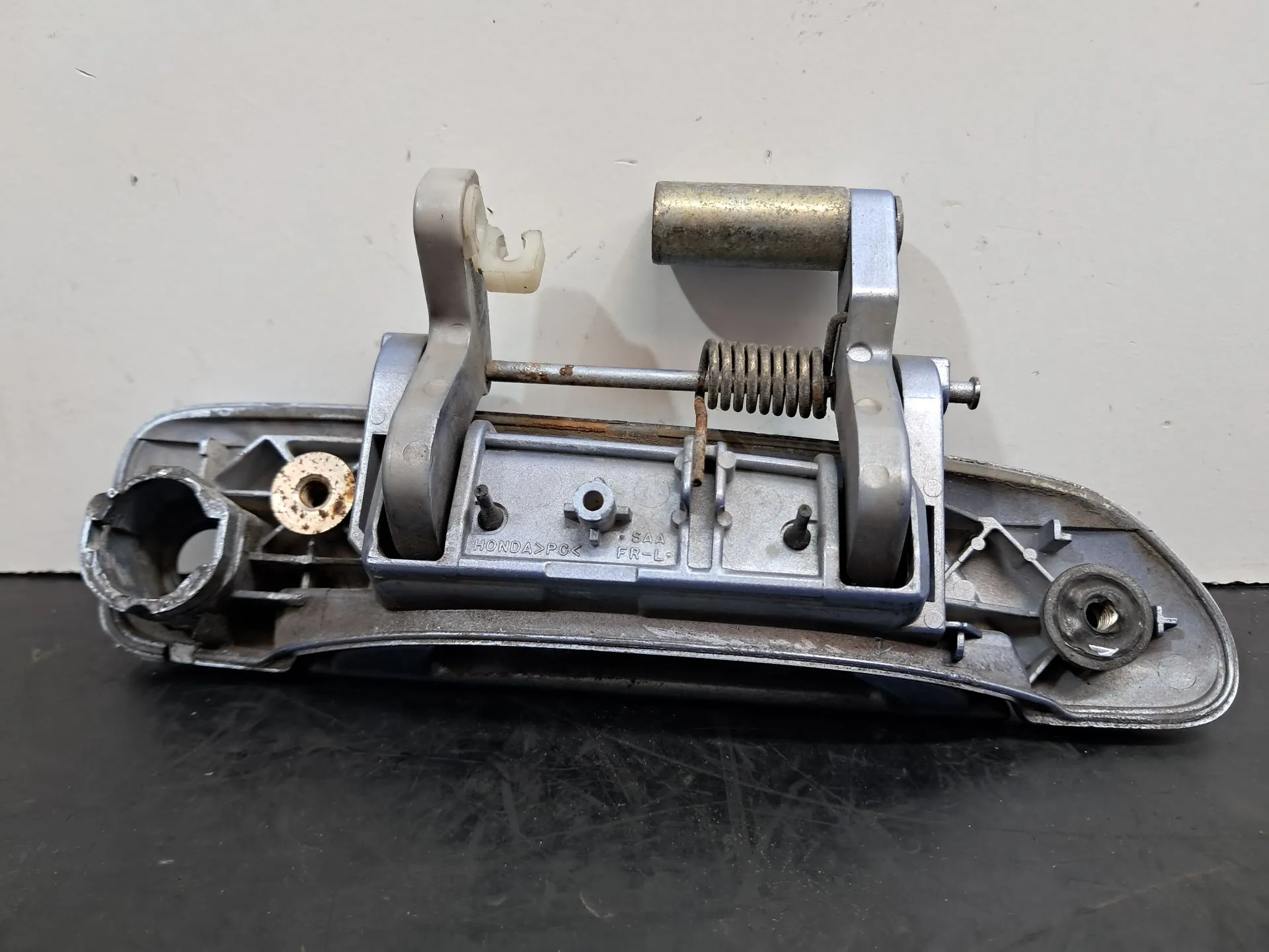 Maniglia porta anteriore sinistra HONDA Jazz II (GD_, GE3_, GE2_) Imagem-2