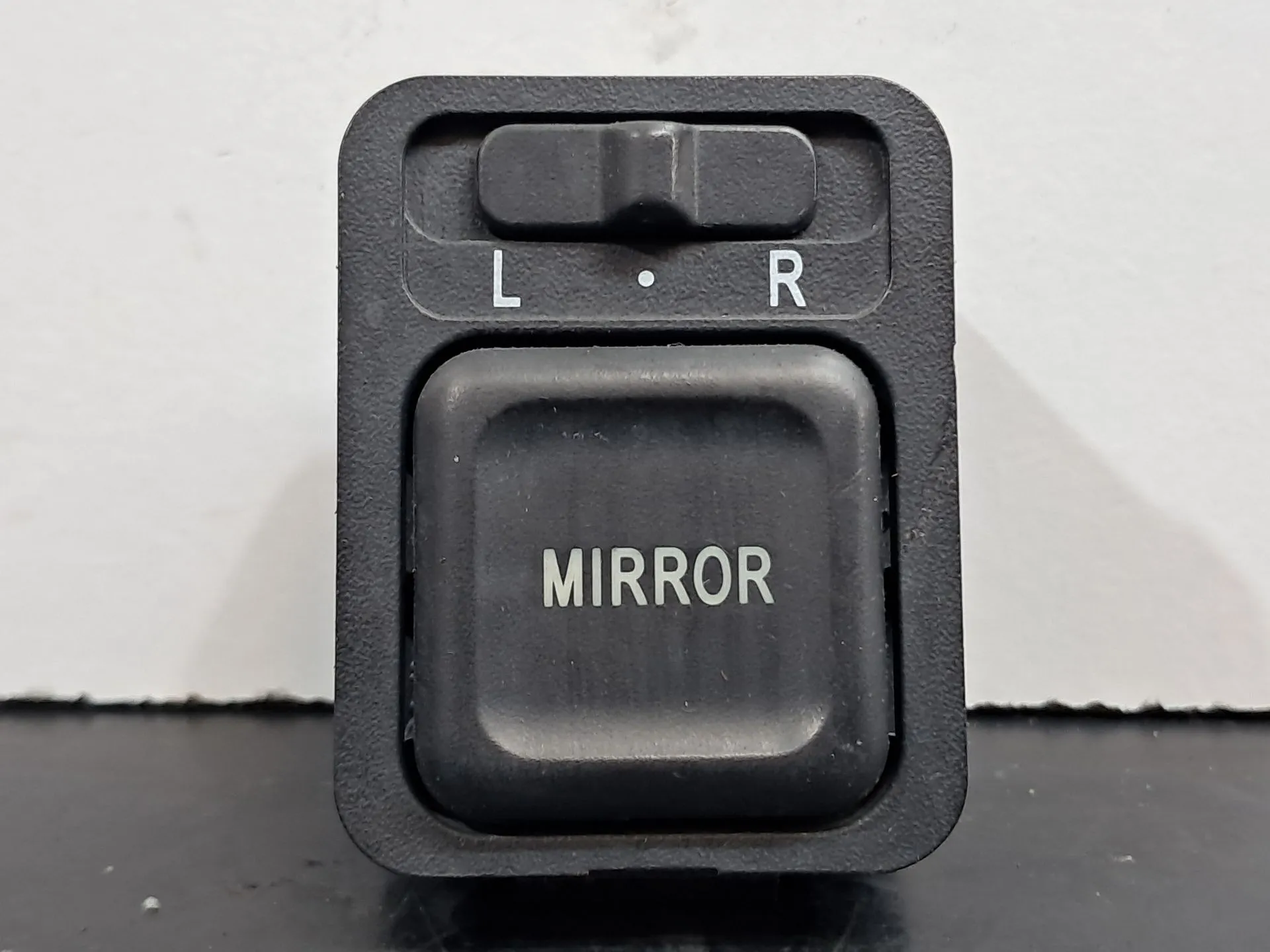 Mirror control HONDA Jazz II (GD_, GE3_, GE2_) Imagem-1