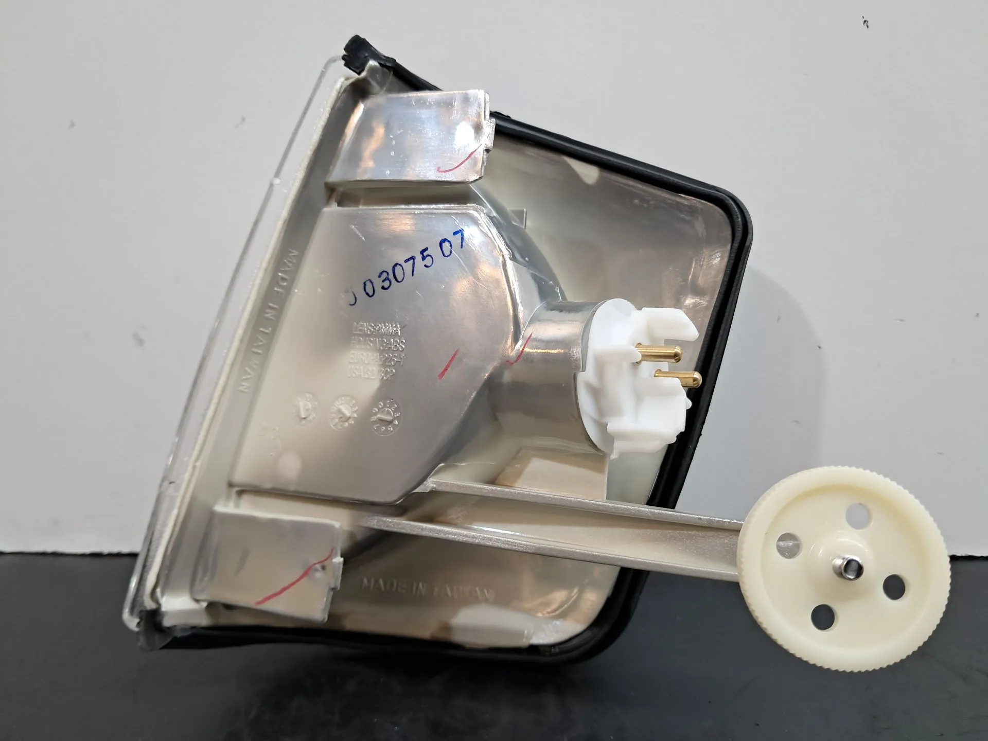 Right front Turn Signal MERCEDES-BENZ 190 (W201) Imagem-1