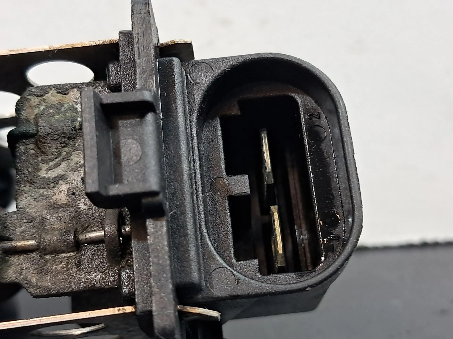 Resistência do ventilador / ventoínha RENAULT Clio III (BR0/1, CR0/1) Imagem-3