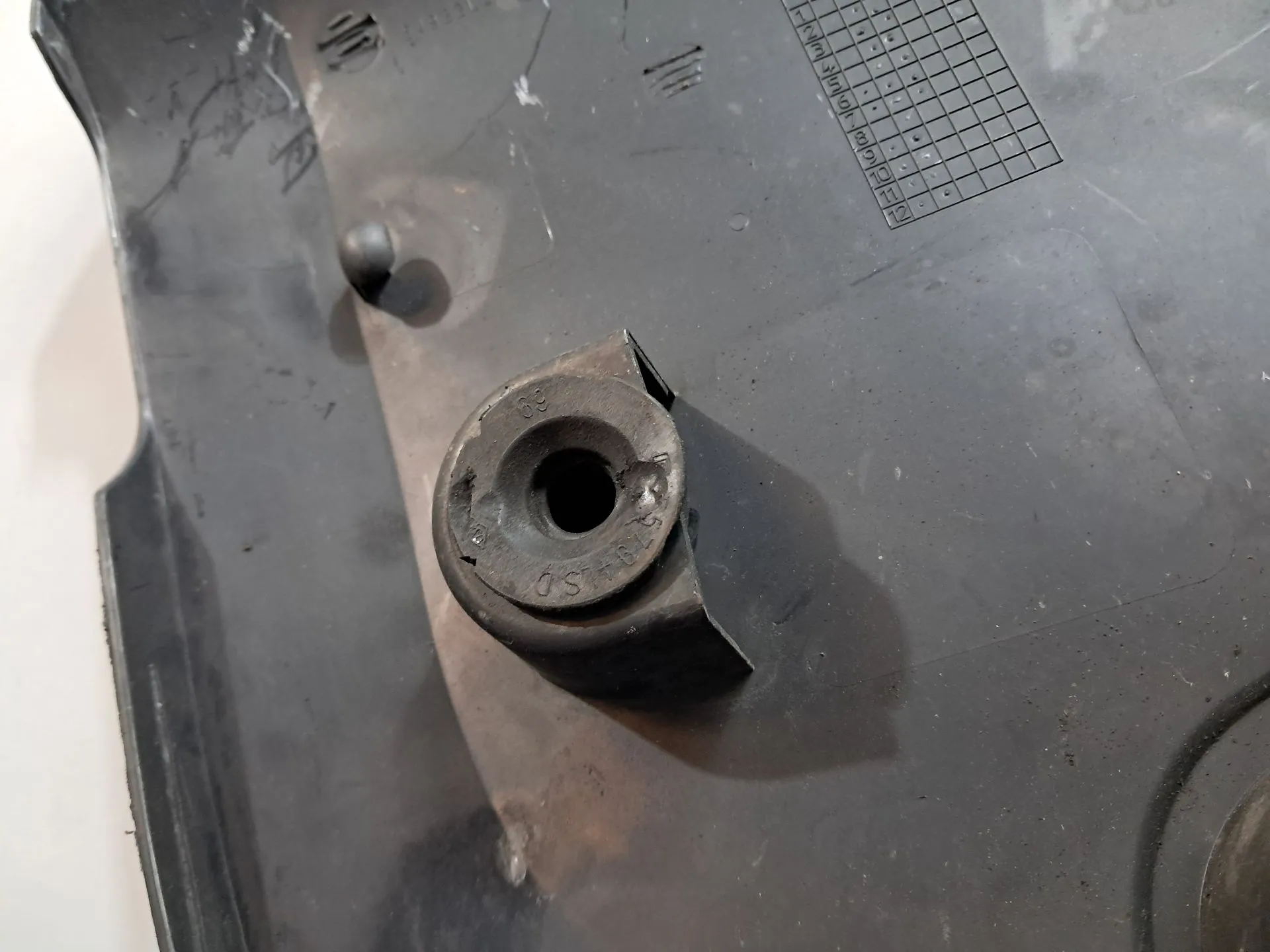 Cobertura do motor / blindagem superior do motor RENAULT Clio III (BR0/1, CR0/1) Imagem-6