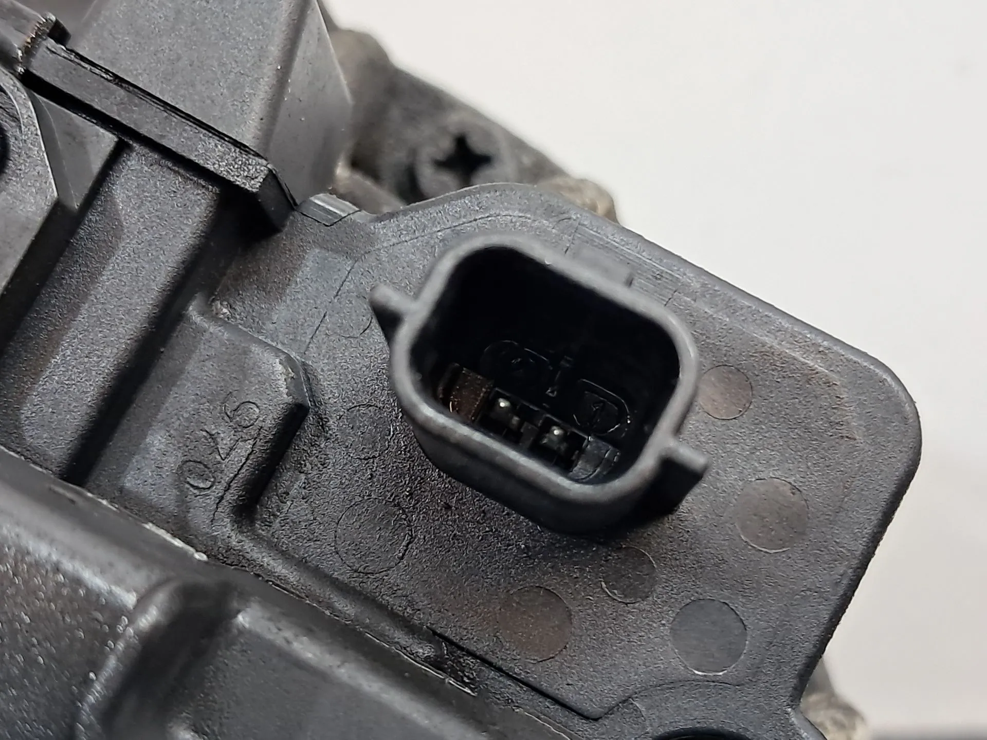 Alternador RENAULT Clio III (BR0/1, CR0/1) Imagem-4
