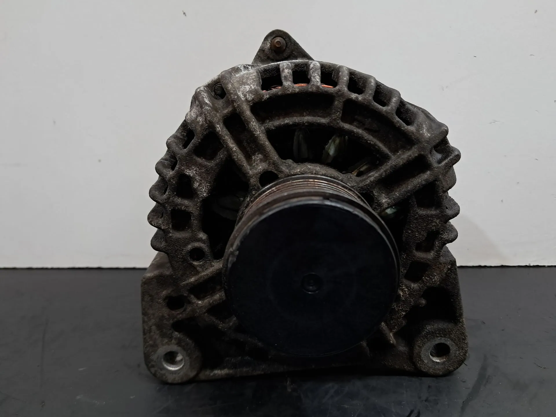 Alternador RENAULT Clio III (BR0/1, CR0/1) Imagem-1