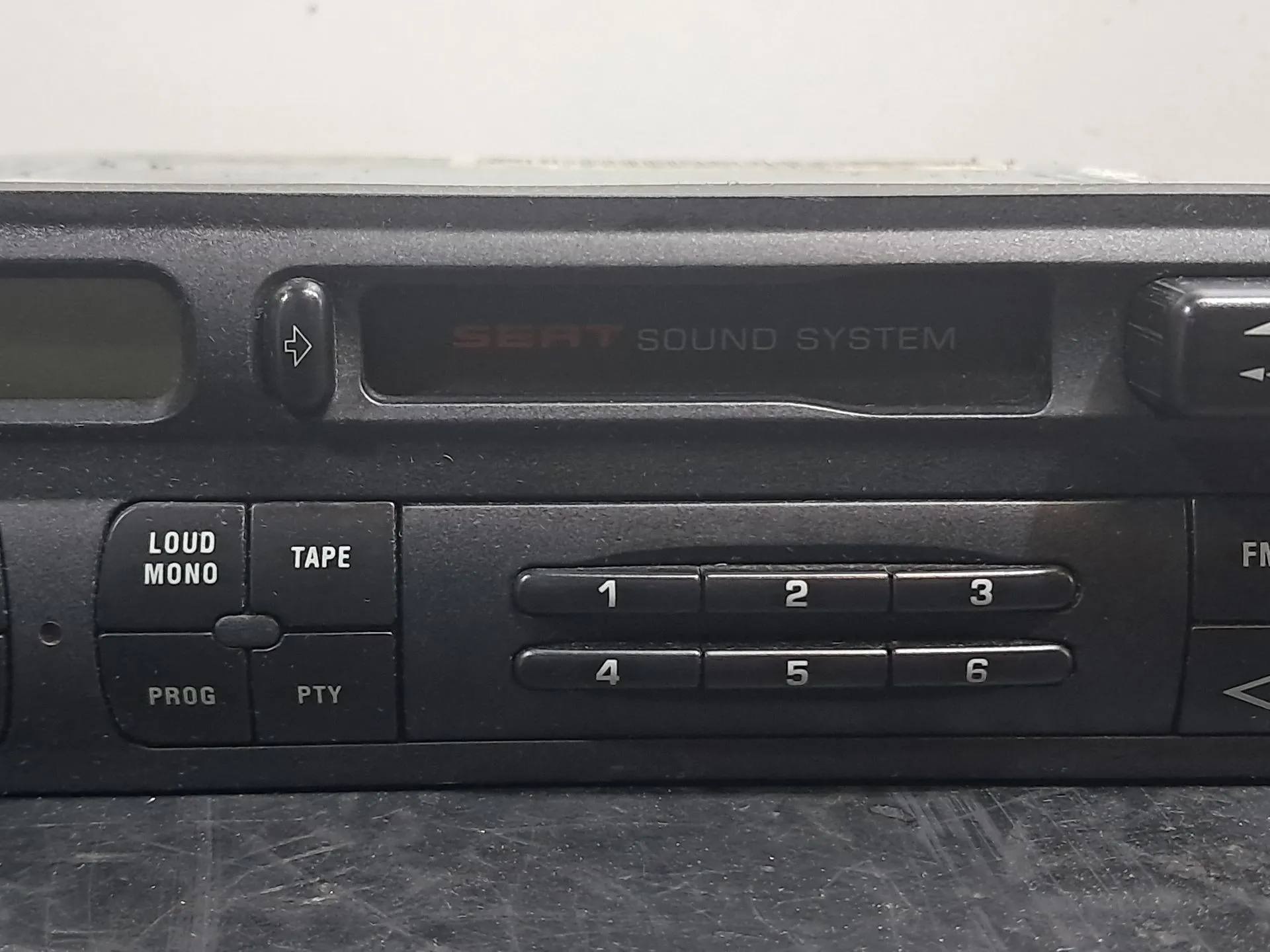 Rádio / auto-rádio SEAT Toledo II (1M2) Imagem-3
