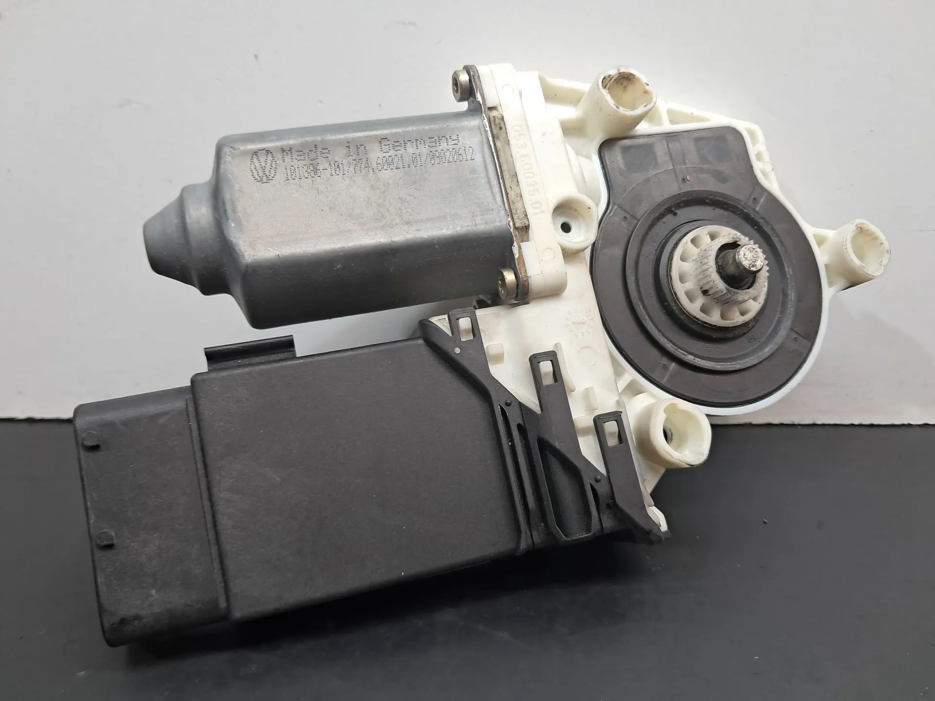 Motor Elevalunas Delantero Derecho SEAT Toledo II (1M2)