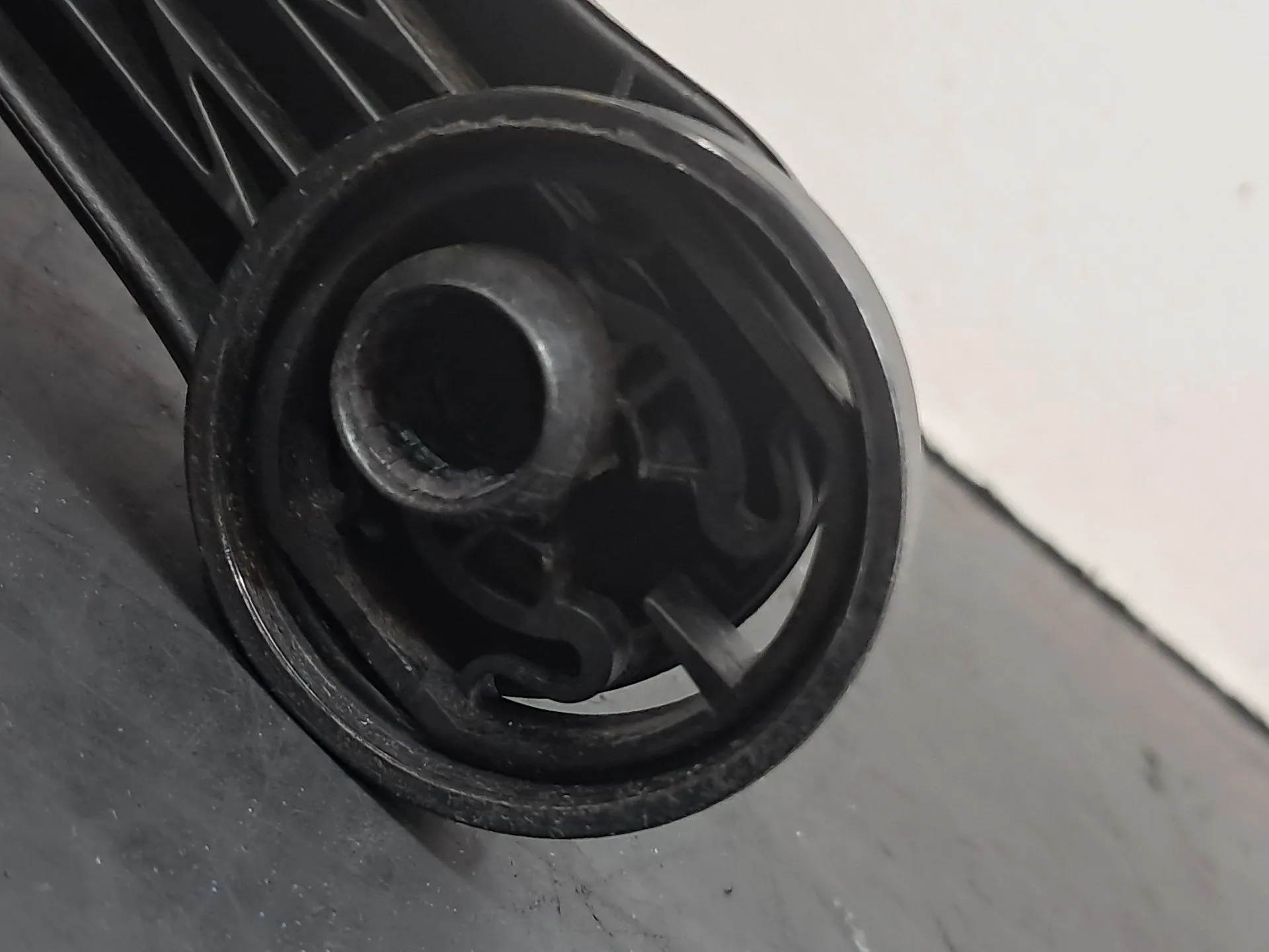 Manivelle de vitre arrière gauche SEAT Toledo II (1M2) Imagem-3