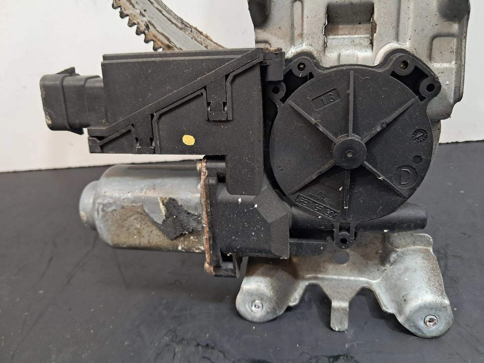 Alzavetro anteriore sinistro OPEL Corsa C Imagem-3