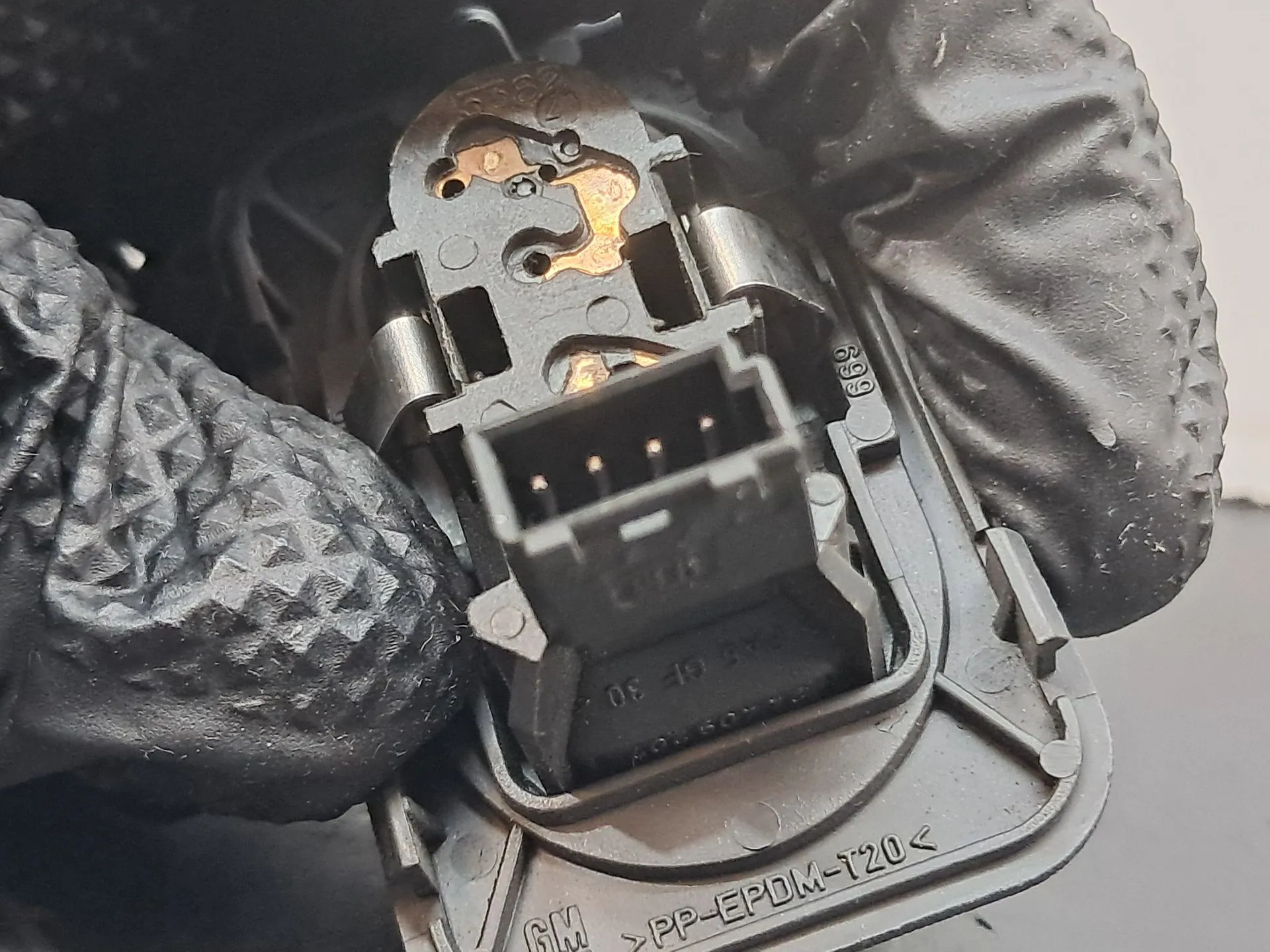 Comando / interruttore alzacristallo anteriore destro OPEL Corsa C Imagem-3