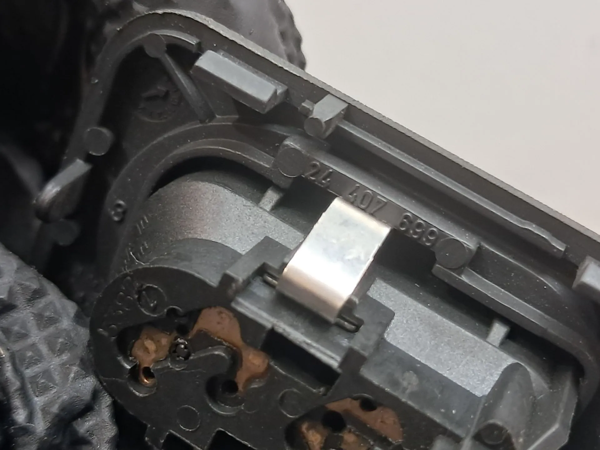 Comando / interruttore alzacristallo anteriore destro OPEL Corsa C Imagem-2