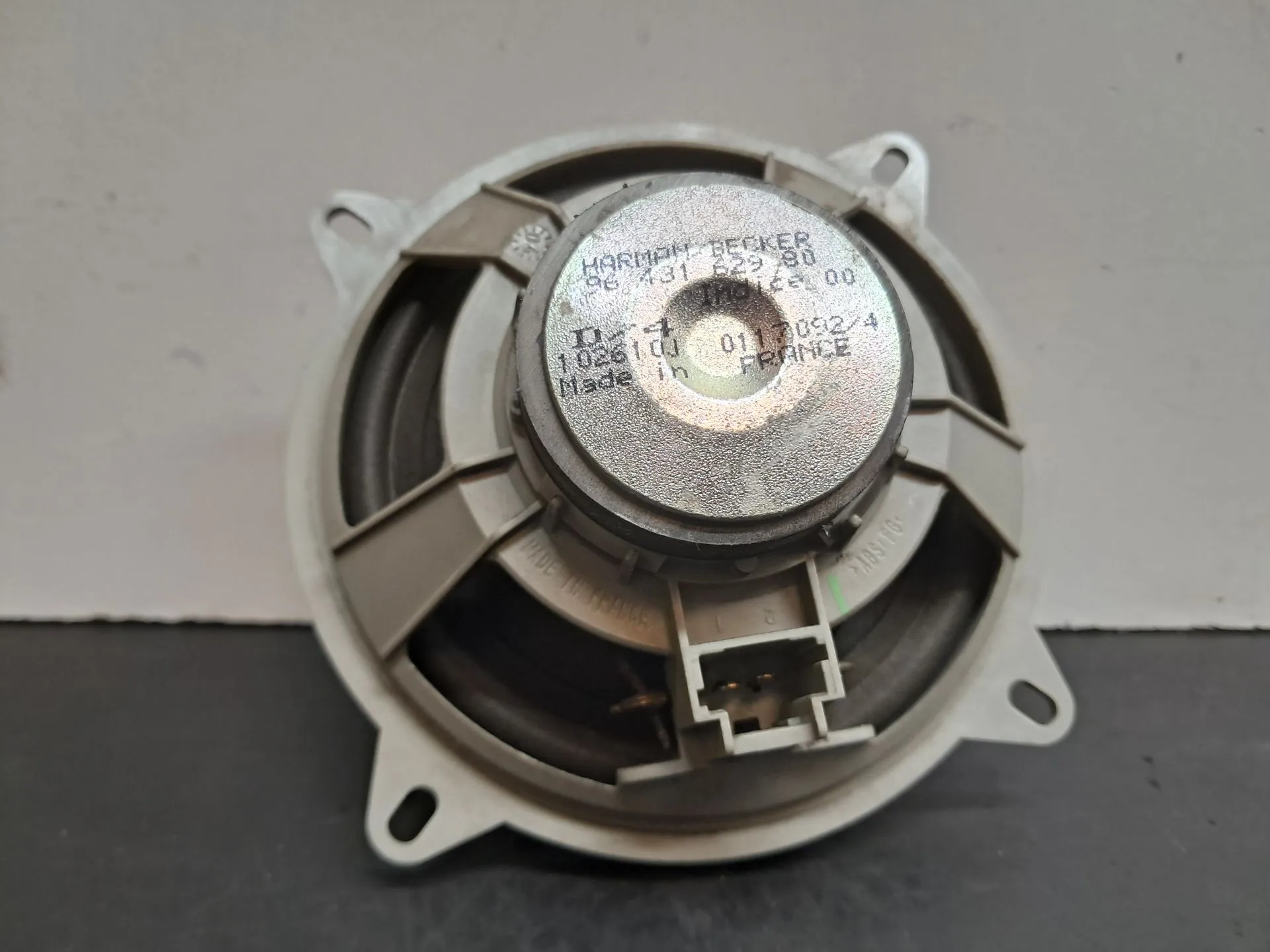 Sound system column / Speakers  CITROËN C3 I (FC_) Imagem-1