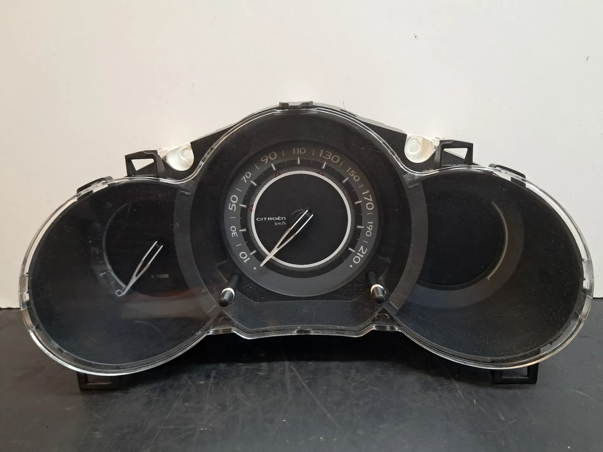 Quadrante / painel de instrumentos CITROËN C3 II (SC_)