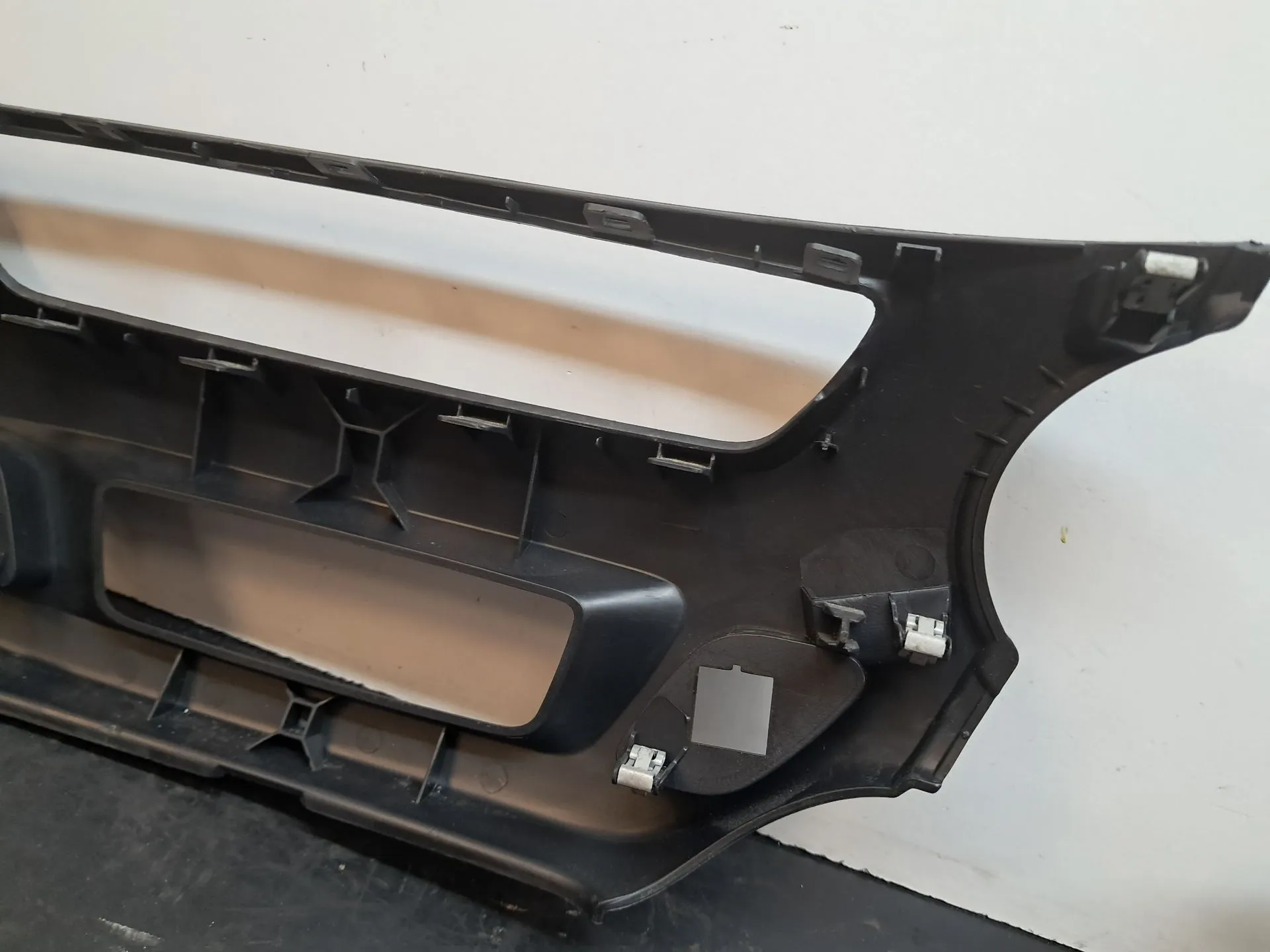Cornice console centrale / radio / anello CITROËN C3 II (SC_) Imagem-5