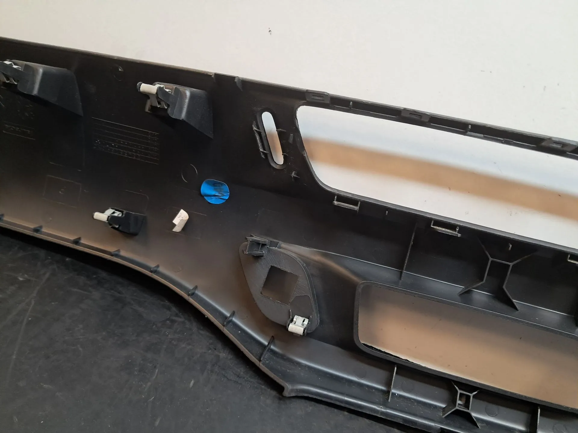 Cornice console centrale / radio / anello CITROËN C3 II (SC_) Imagem-6