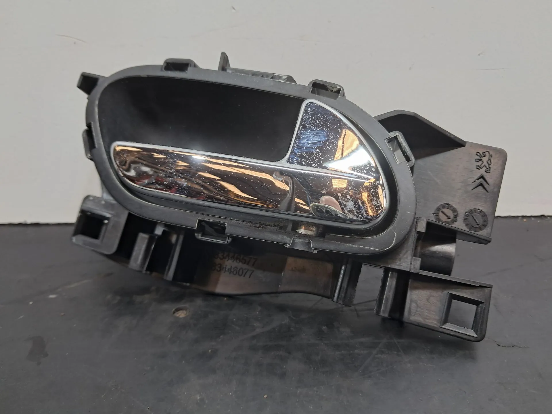 Poignée intérieure porte arrière Droite CITROËN C3 II (SC_) Imagem-1