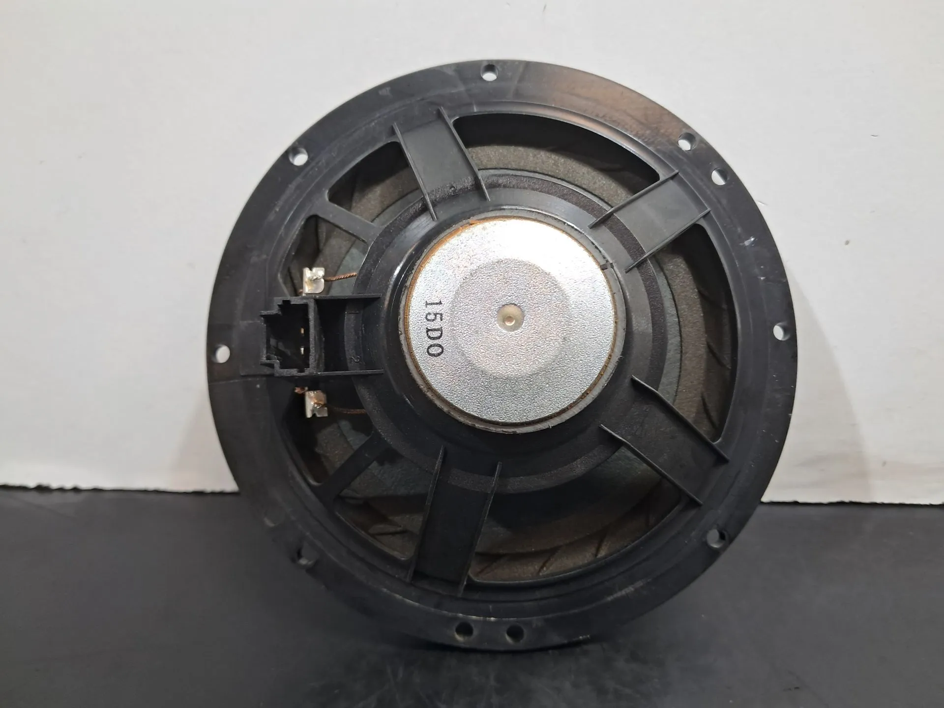 Sound system column / Speakers  CITROËN C3 II (SC_) Imagem-2