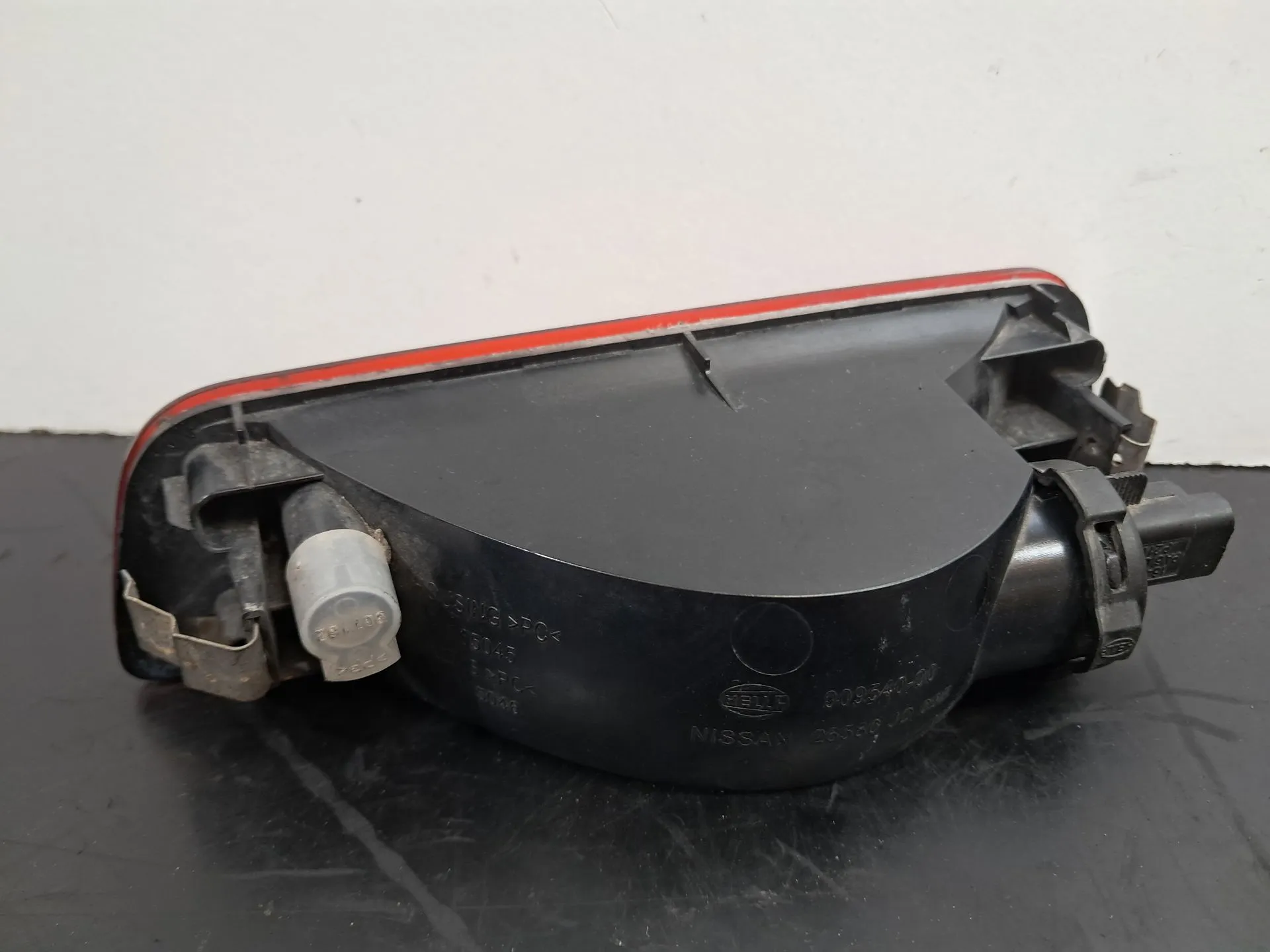 Central fog light NISSAN Micra V (K14) Imagem-2