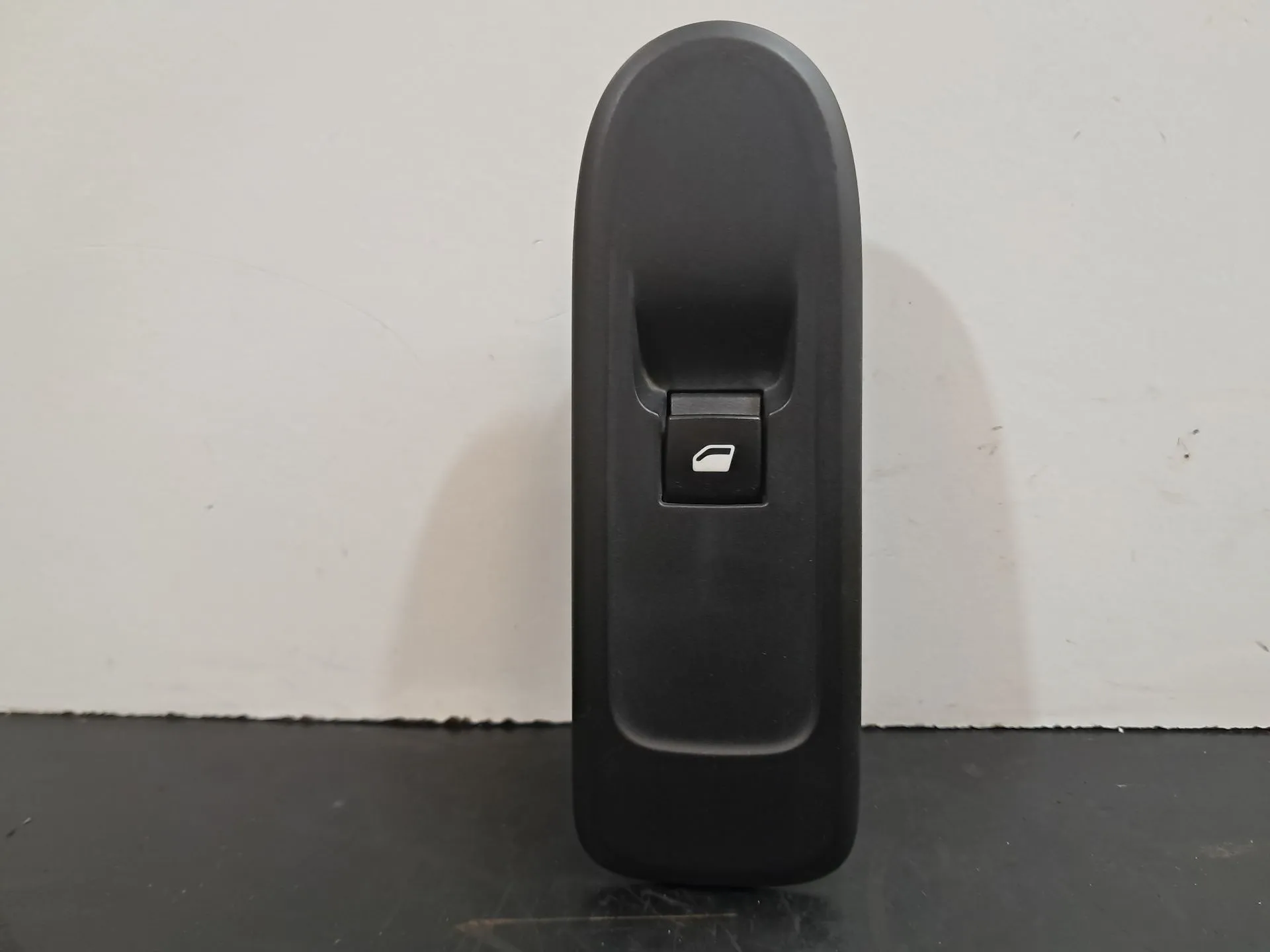 Right Front window control CITROËN C3 II (SC_) Imagem-1