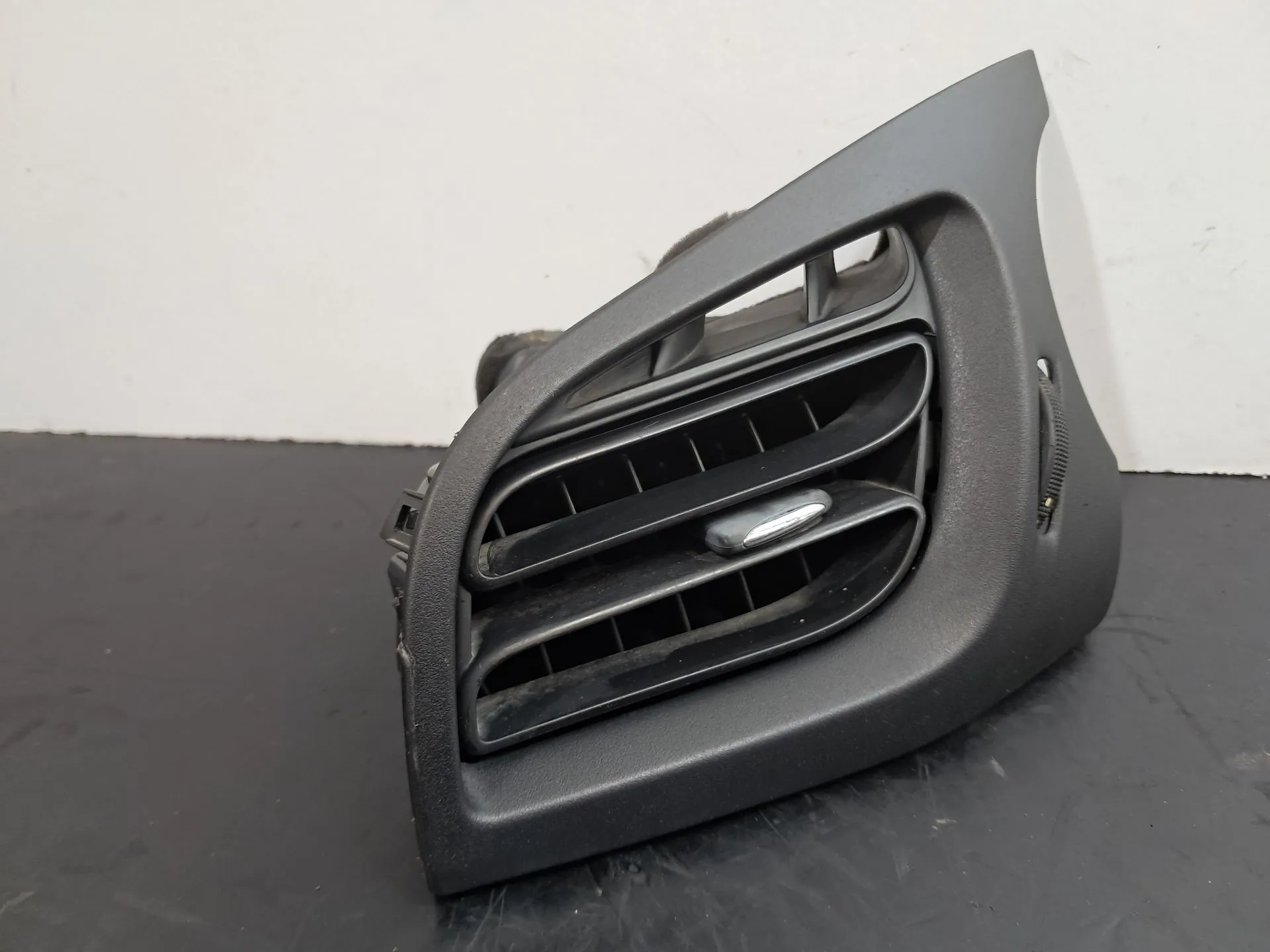 Diffusore / uscita aria CITROËN C3 II (SC_)