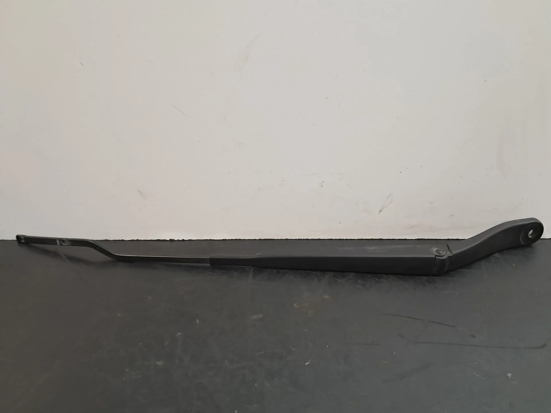 Bras de balai avant gauche CITROËN C3 II (SC_)
