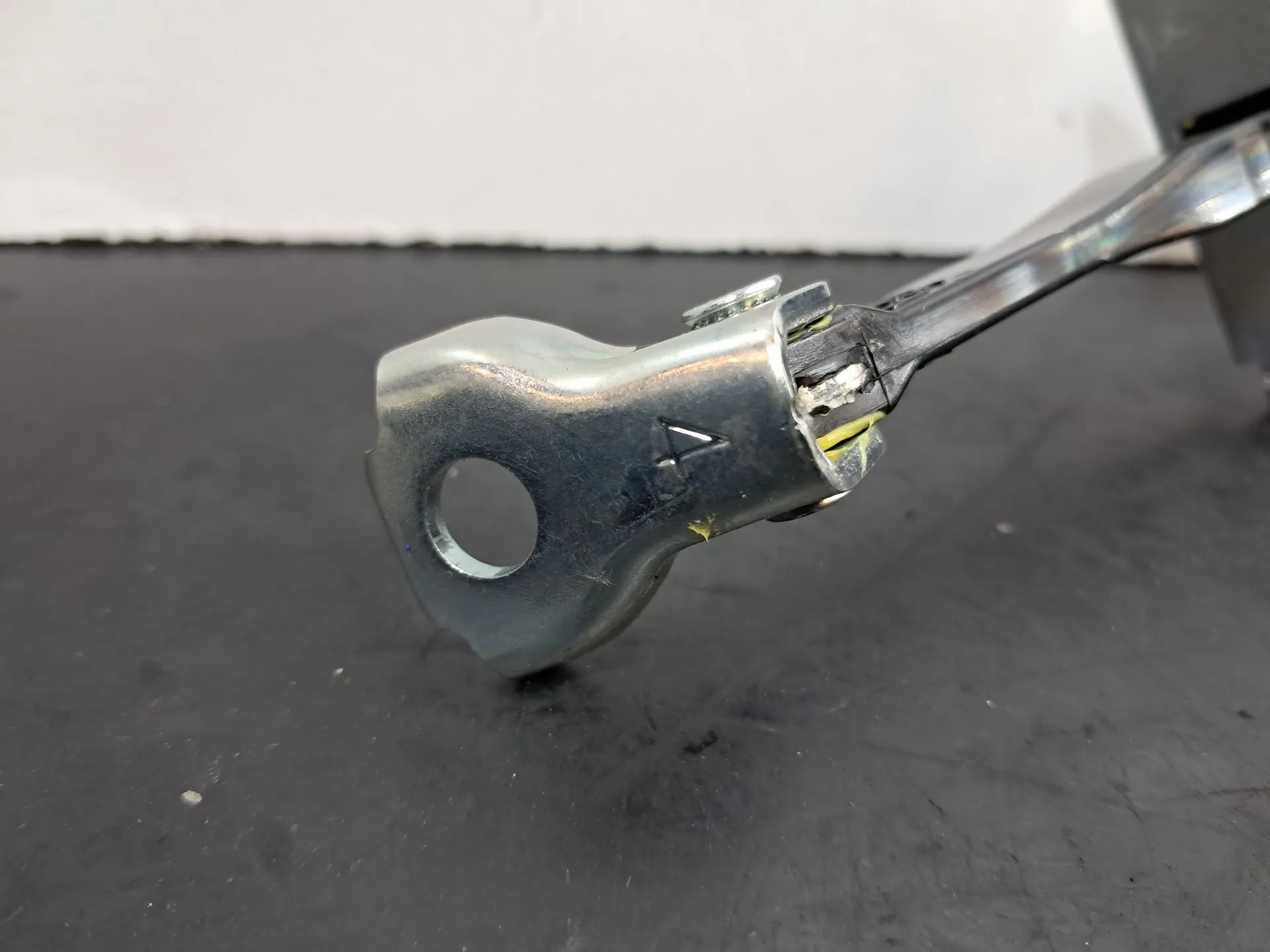 Limitador de puerta delantero derecho TOYOTA RAV4 V (_A5_, _H5_) Imagem-1