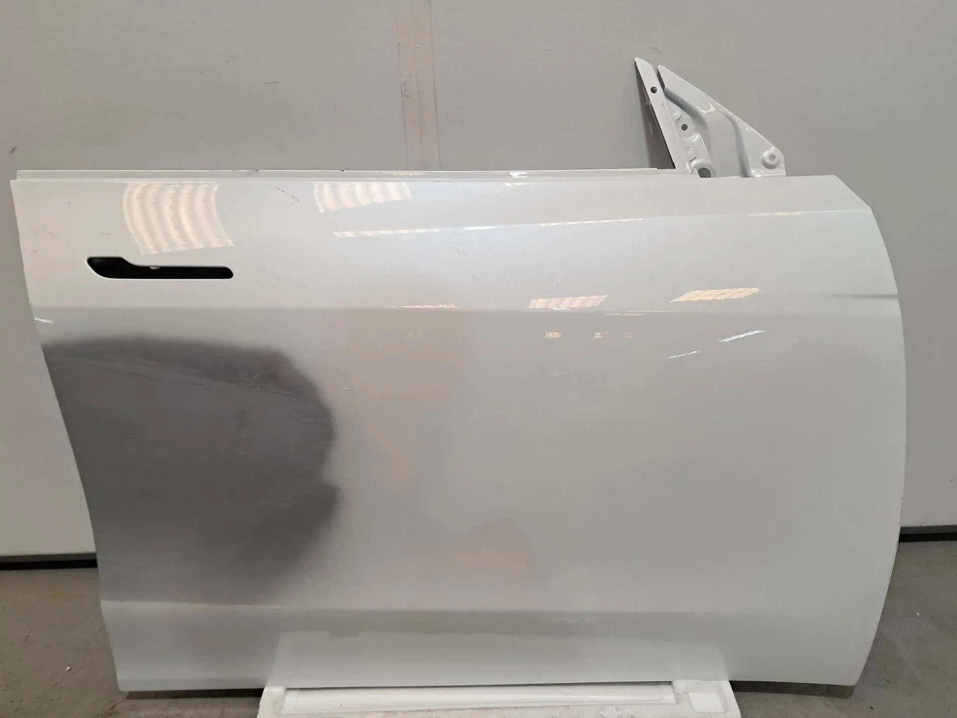 Porta frente direita TESLA Model Y (5YJY)