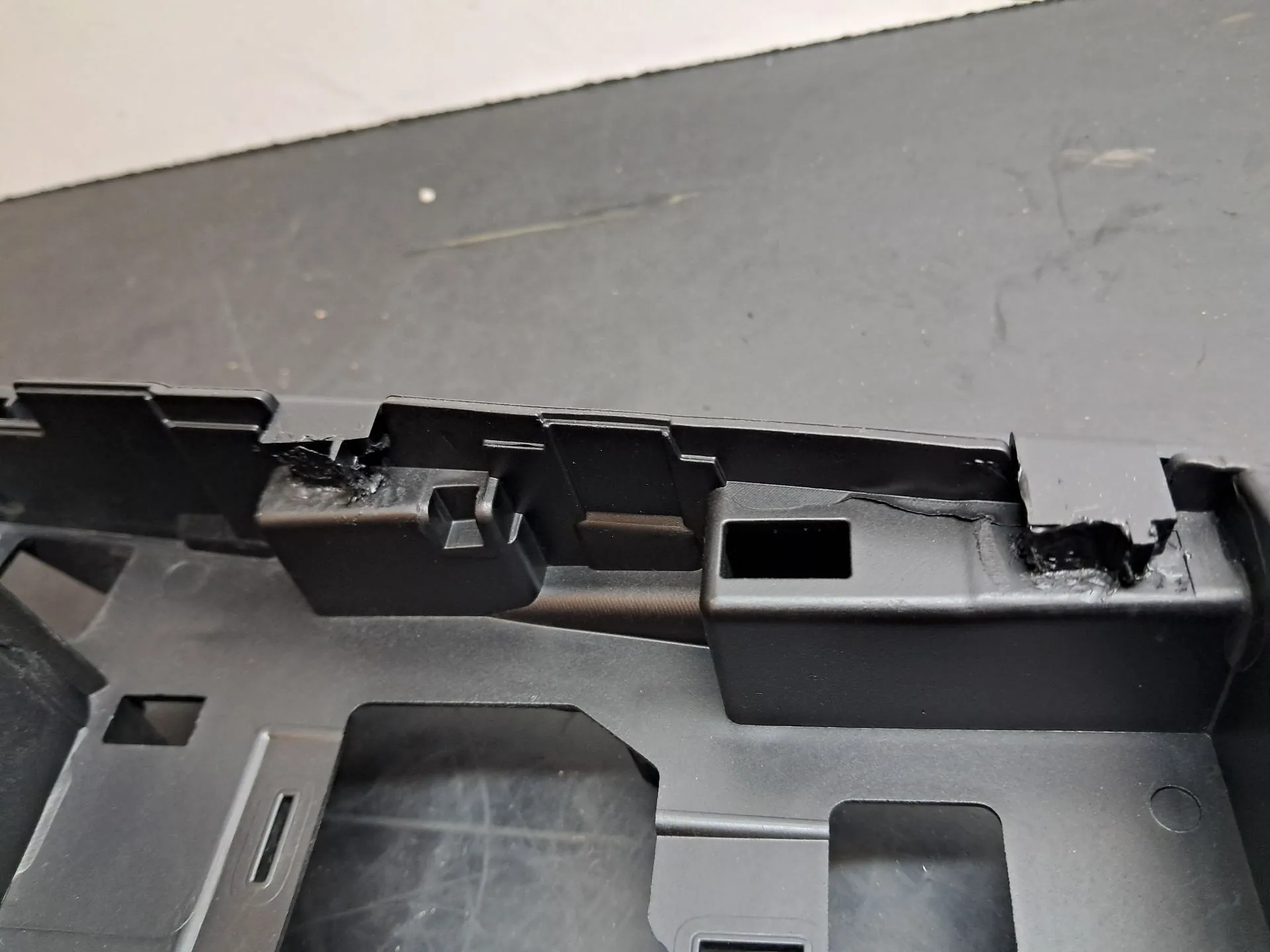 Center console  AUDI A3 Sportback (8VA, 8VF) Imagem-3