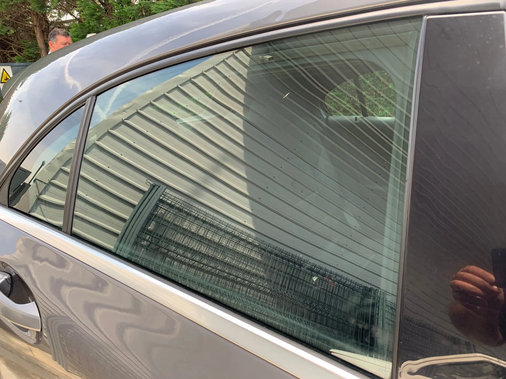 Vitre porte arrière Droite MERCEDES-BENZ Classe A (W176) Imagem-1