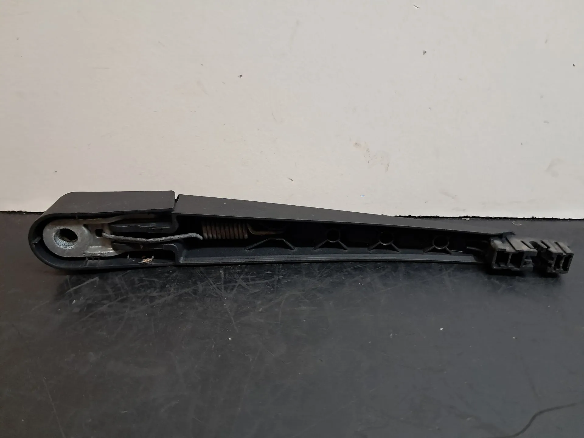 Rear wiper arm CITROËN C4 Grand Picasso II (DA_, DE_) Imagem-1