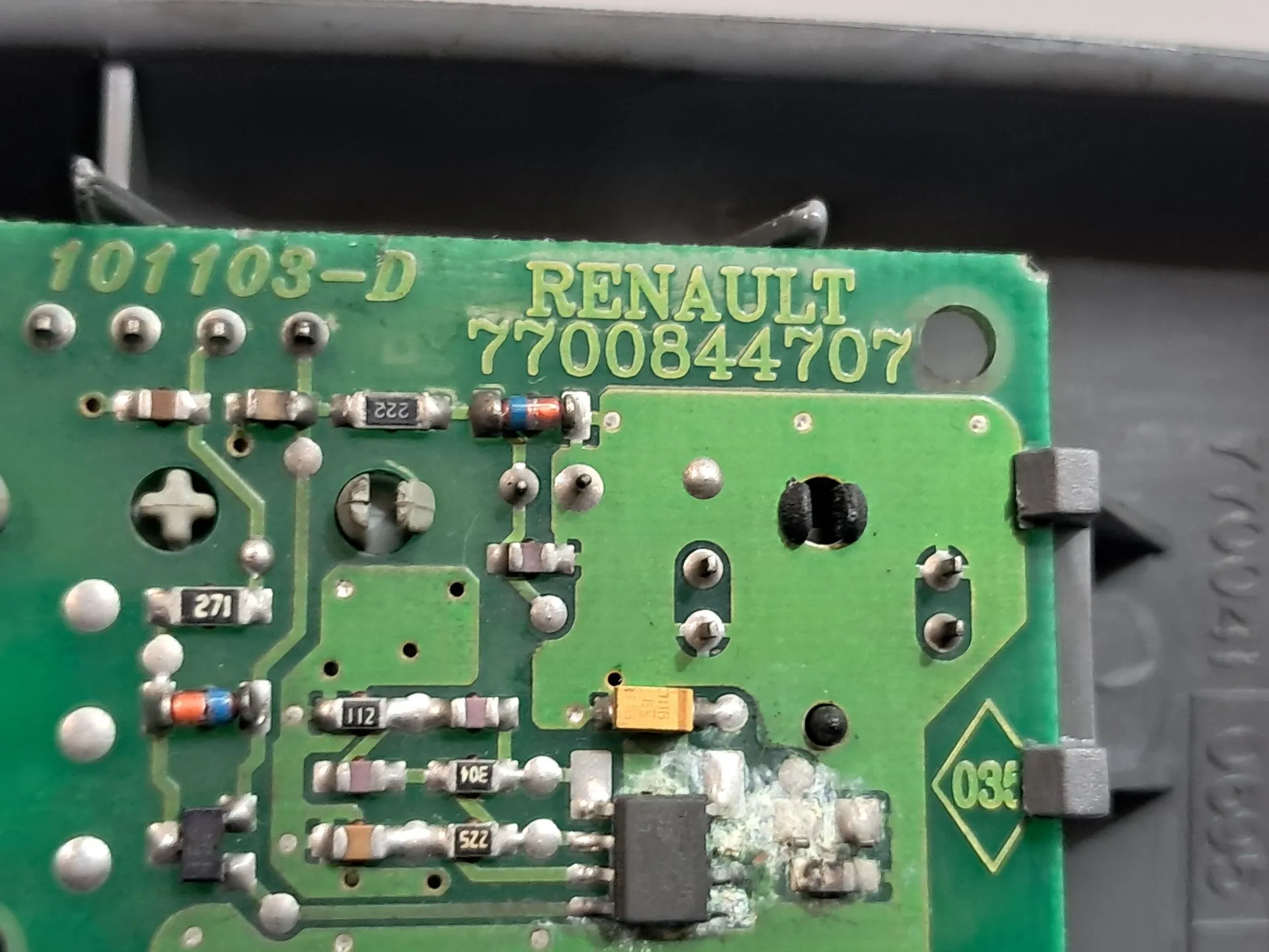 Amplificateur Antenne RENAULT Clio II (BB0/1/2_, CB0/1/2_) Imagem-6