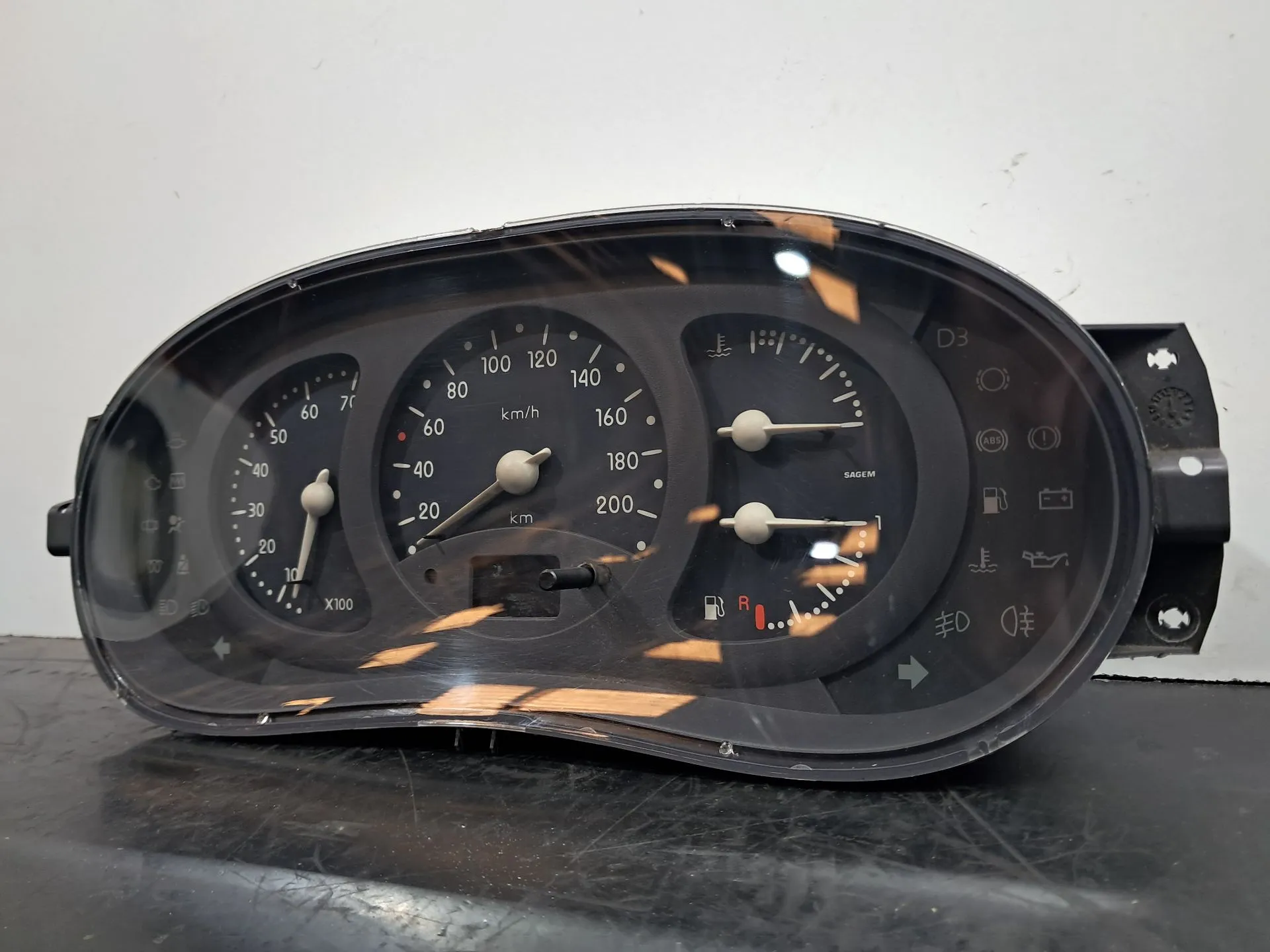 Quadrante / painel de instrumentos RENAULT Clio II (BB0/1/2_, CB0/1/2_) Imagem-2