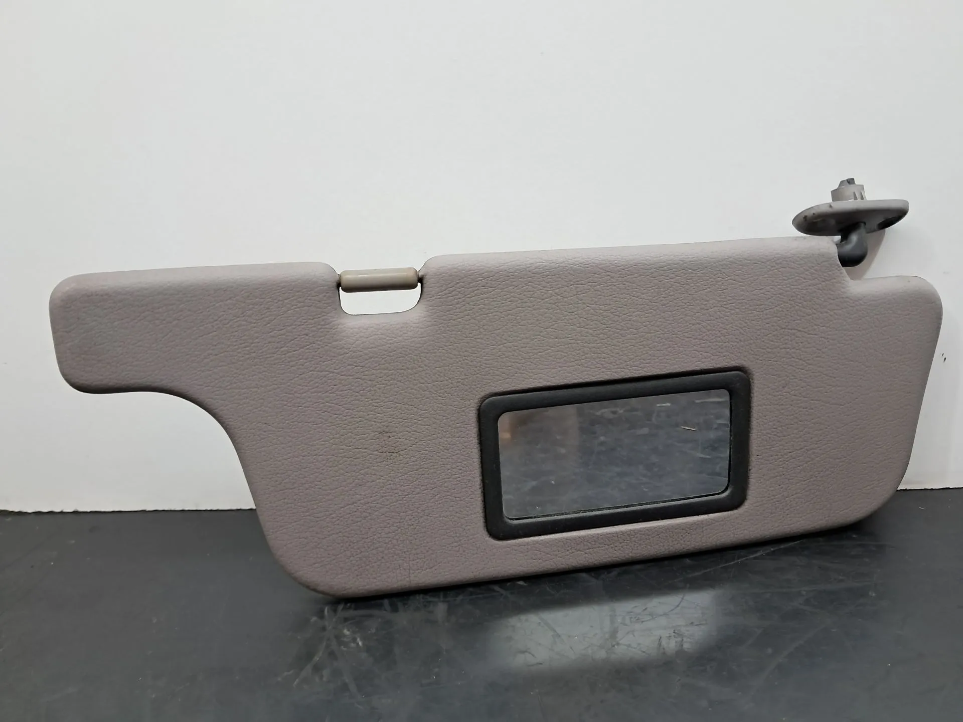 Right Sun Visor NISSAN Micra II (K11)