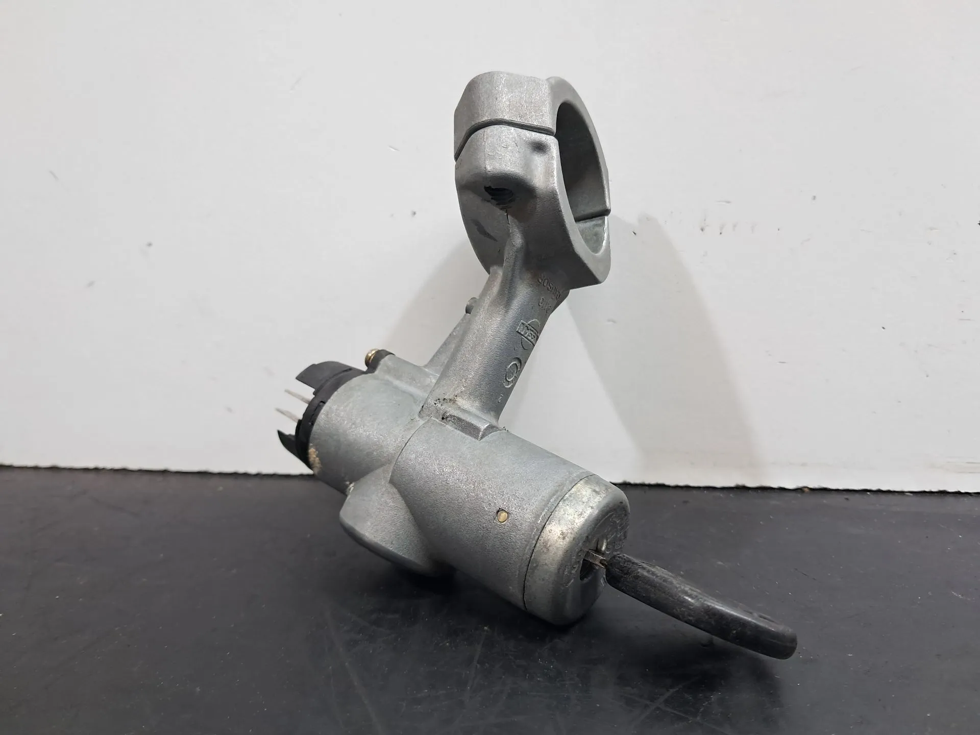 Ignition barrel NISSAN Micra II (K11)