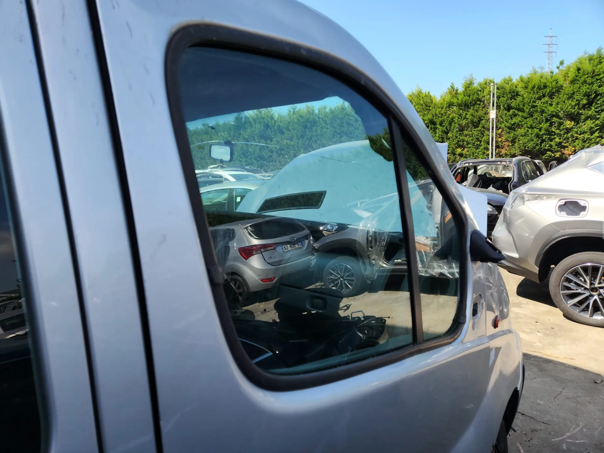 Vetro porta anteriore destra RENAULT Trafic II (FL)