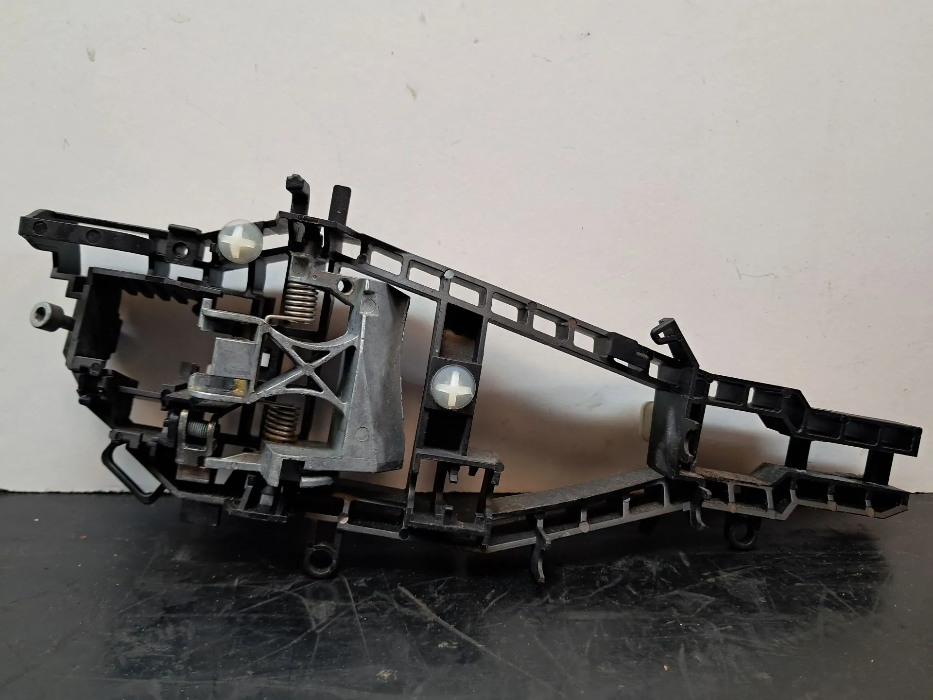 Support poignée porte arrière gauche BMW 1 (F20) Imagem-2