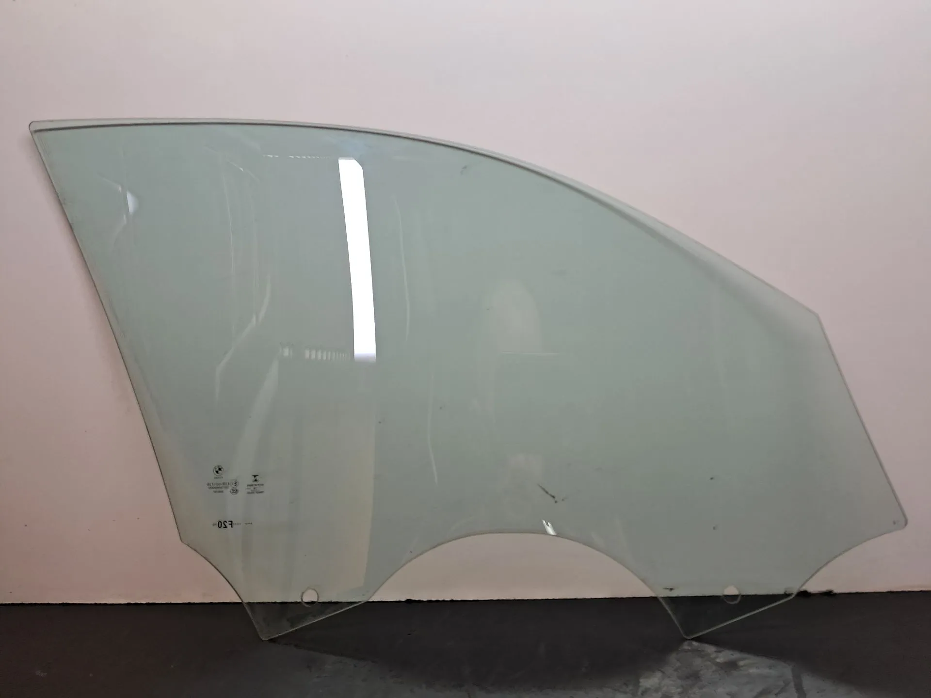 Vitre porte avant gauche BMW 1 (F20) Imagem-7