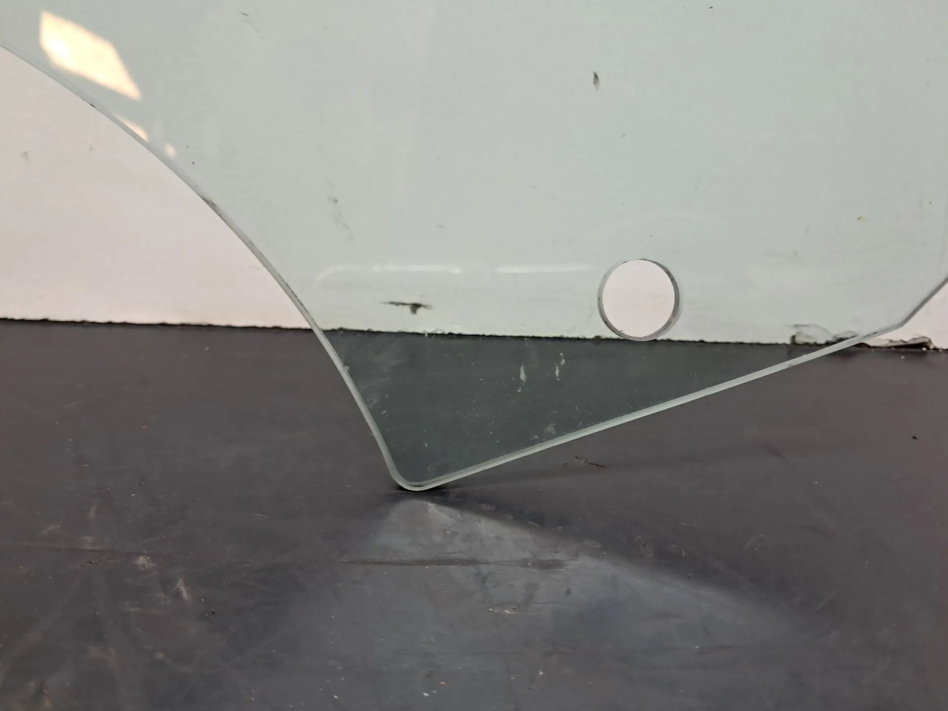 Vitre porte avant gauche BMW 1 (F20) Imagem-8