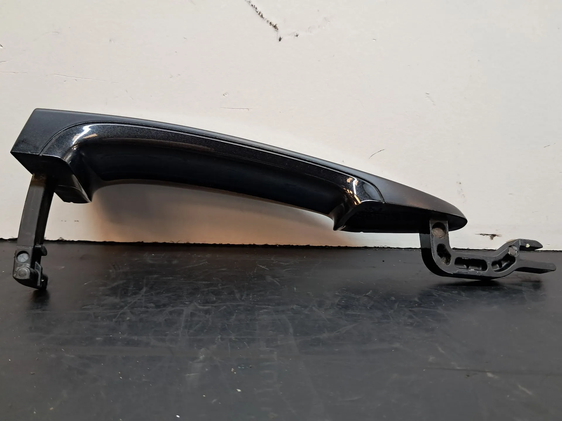 Poignée de porte arrière gauche BMW 1 (F20) Imagem-1