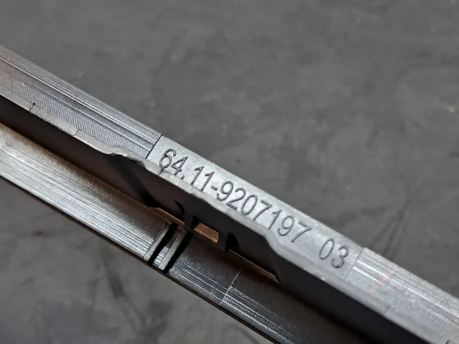 Cornice console centrale / radio / anello BMW 1 (F20) Imagem-3