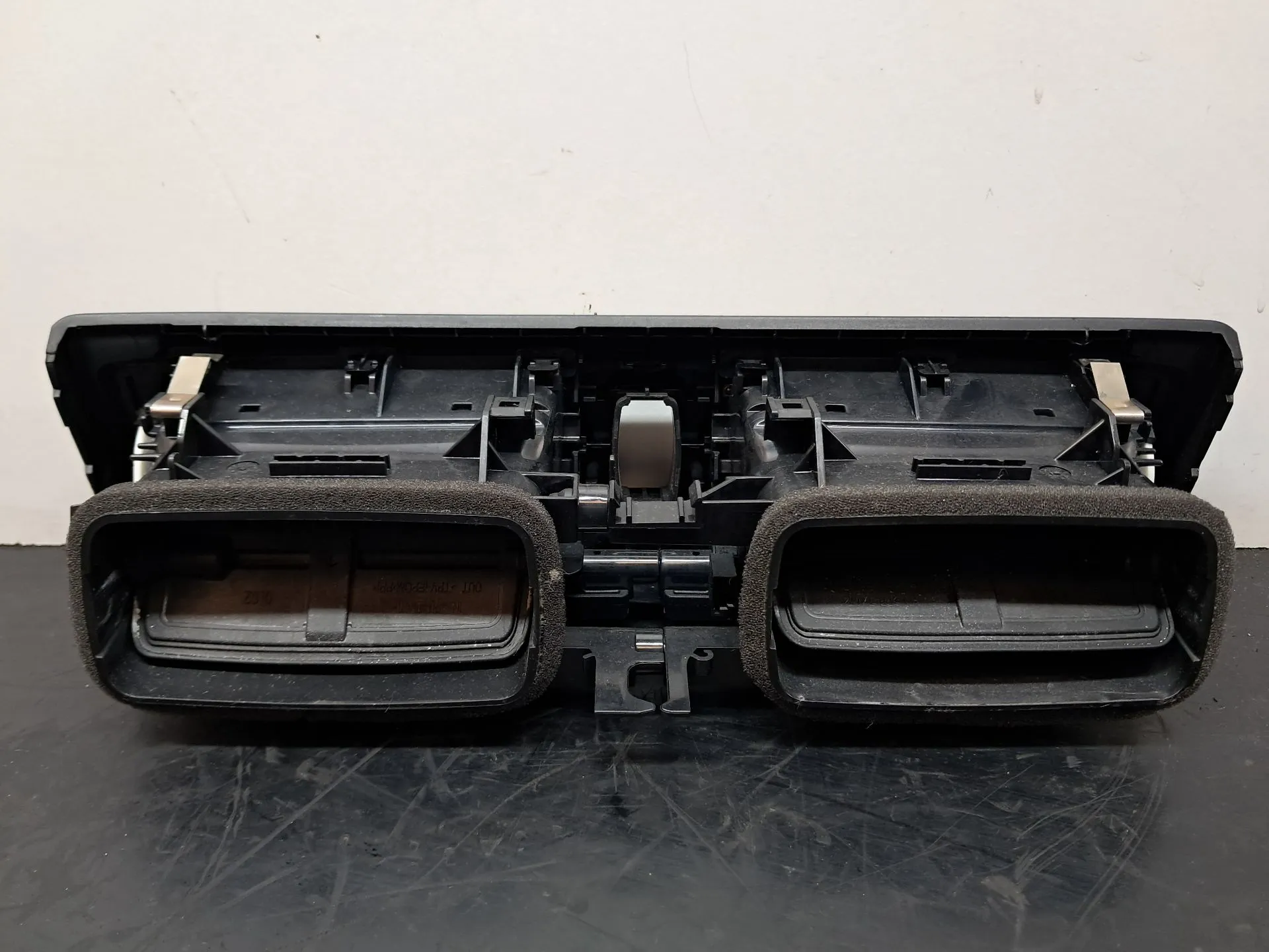 Diffuseur / sortie d’air BMW 1 (F20) Imagem-2