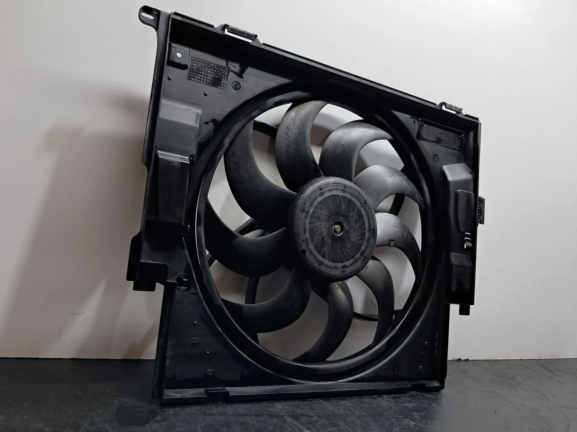 Termoventilador / motoventilador BMW 1 (F20) Imagem-6