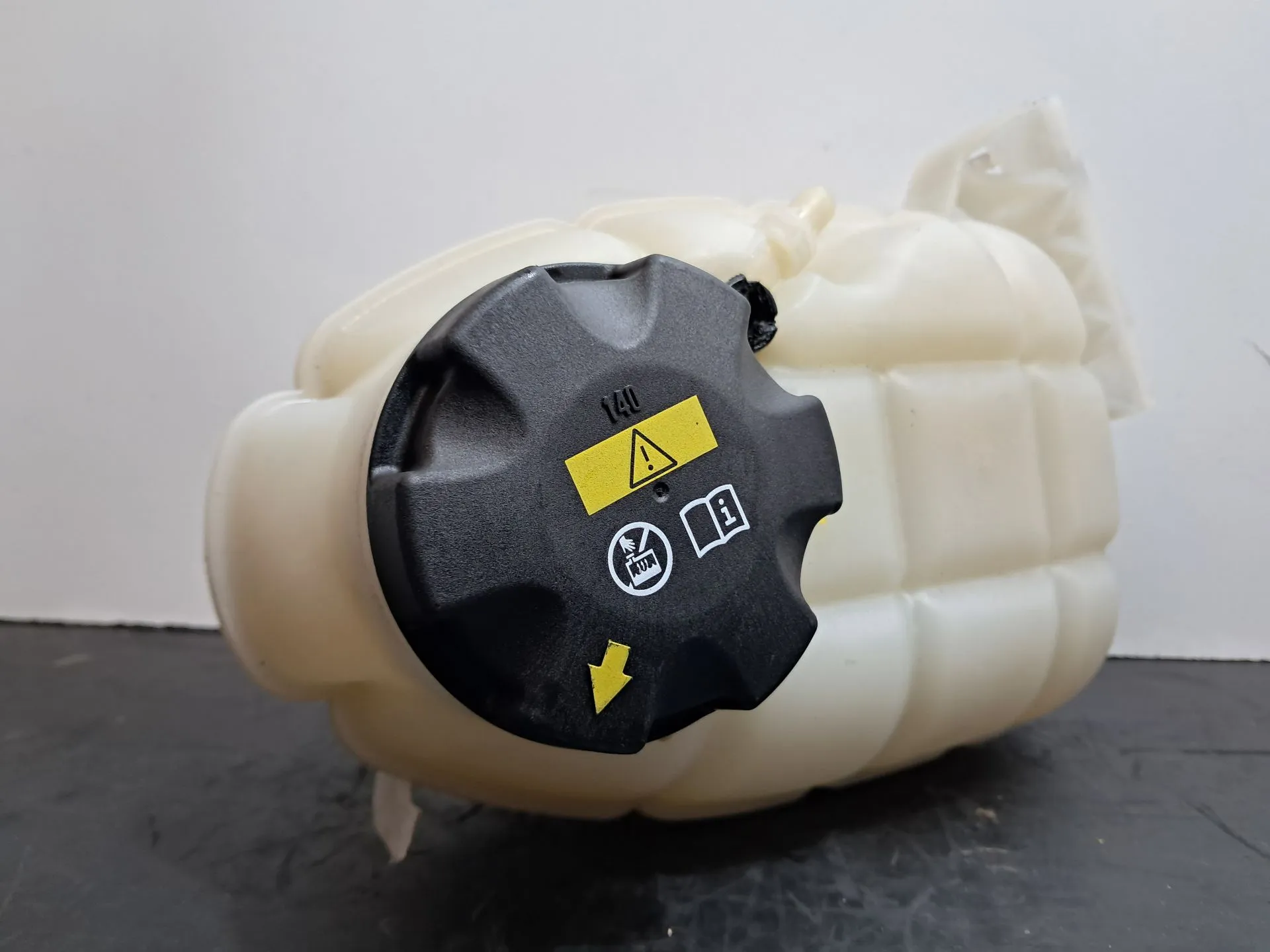 Réservoir/ Vase D'expansion De Liquide De Refroidissement BMW 1 (F20)