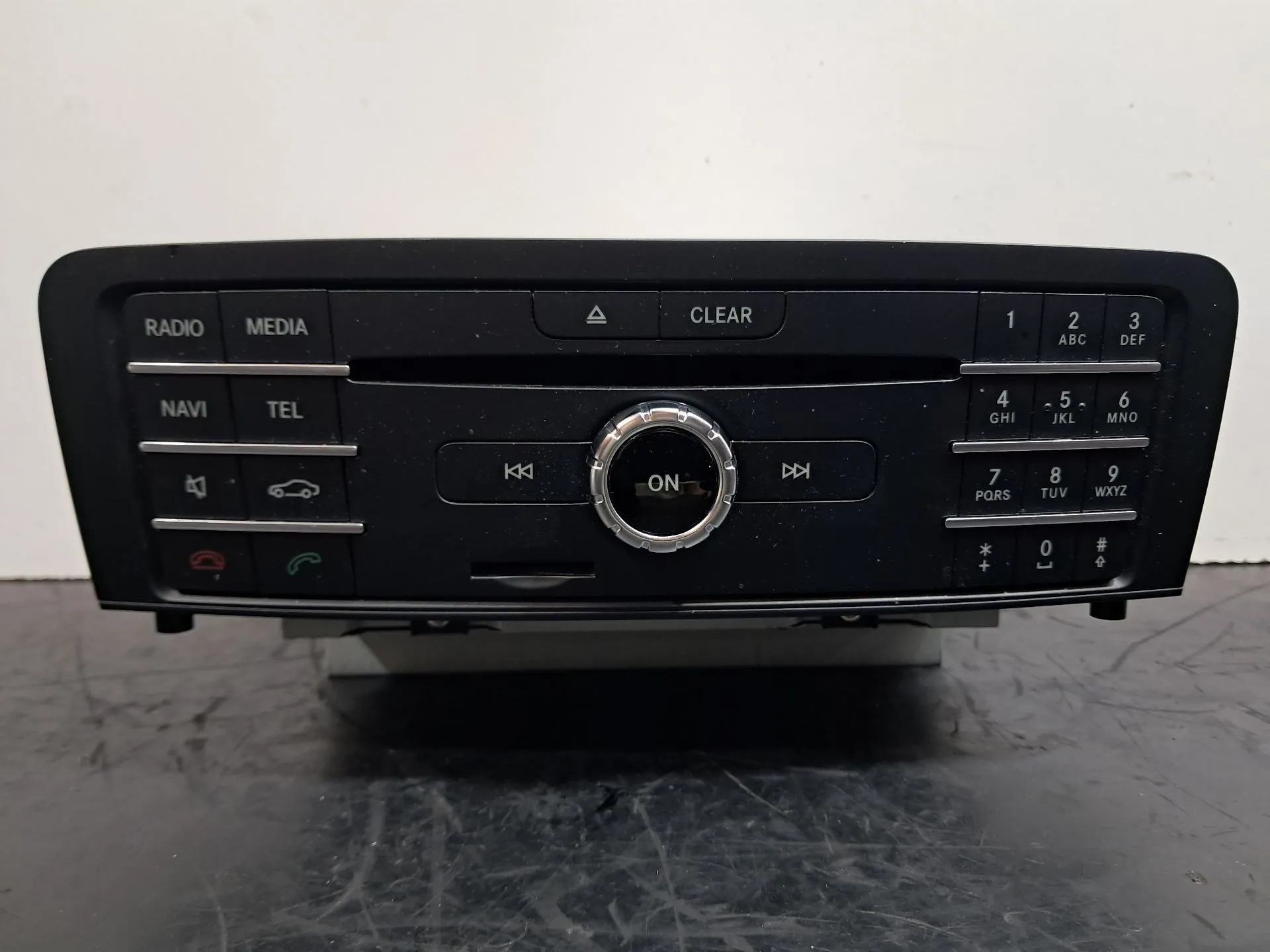 Rádio / auto-rádio MERCEDES-BENZ Classe A (W176) Imagem-1