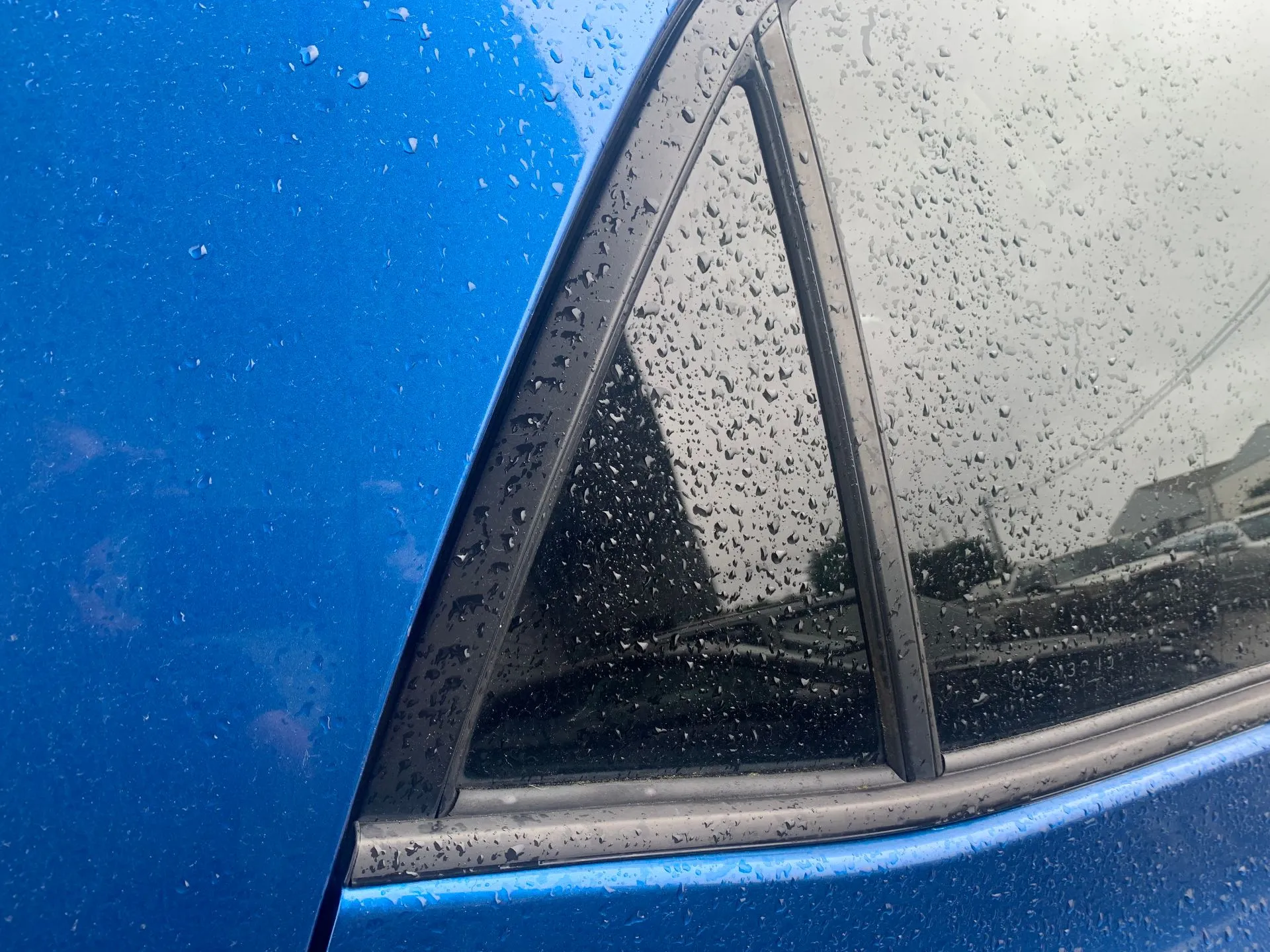 Vitre triangulaire arrière Droite TOYOTA Auris Hatchback (_E15_)